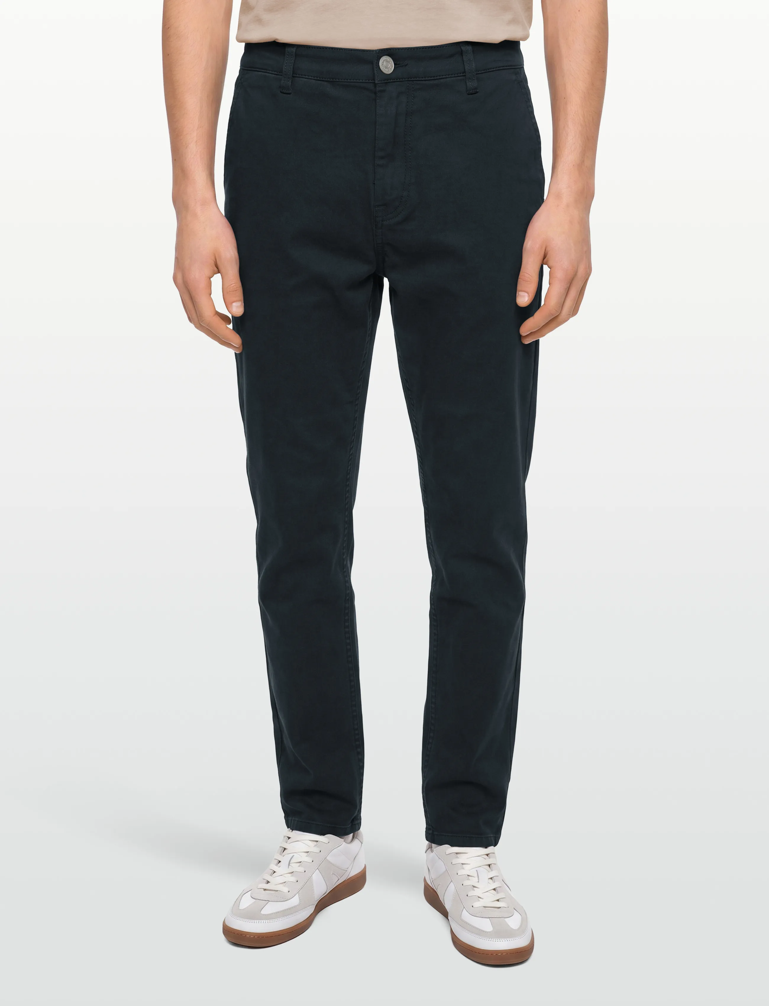 Knowledge Cotton Apparel - CALLA tapered mid-rise canvas workw - casual bukser - black jet - 3