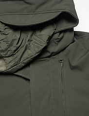 Knowledge Cotton Apparel - CLIMATE SHELL jacket - GRS/Vegan - vinterjakker - forrest night - 11