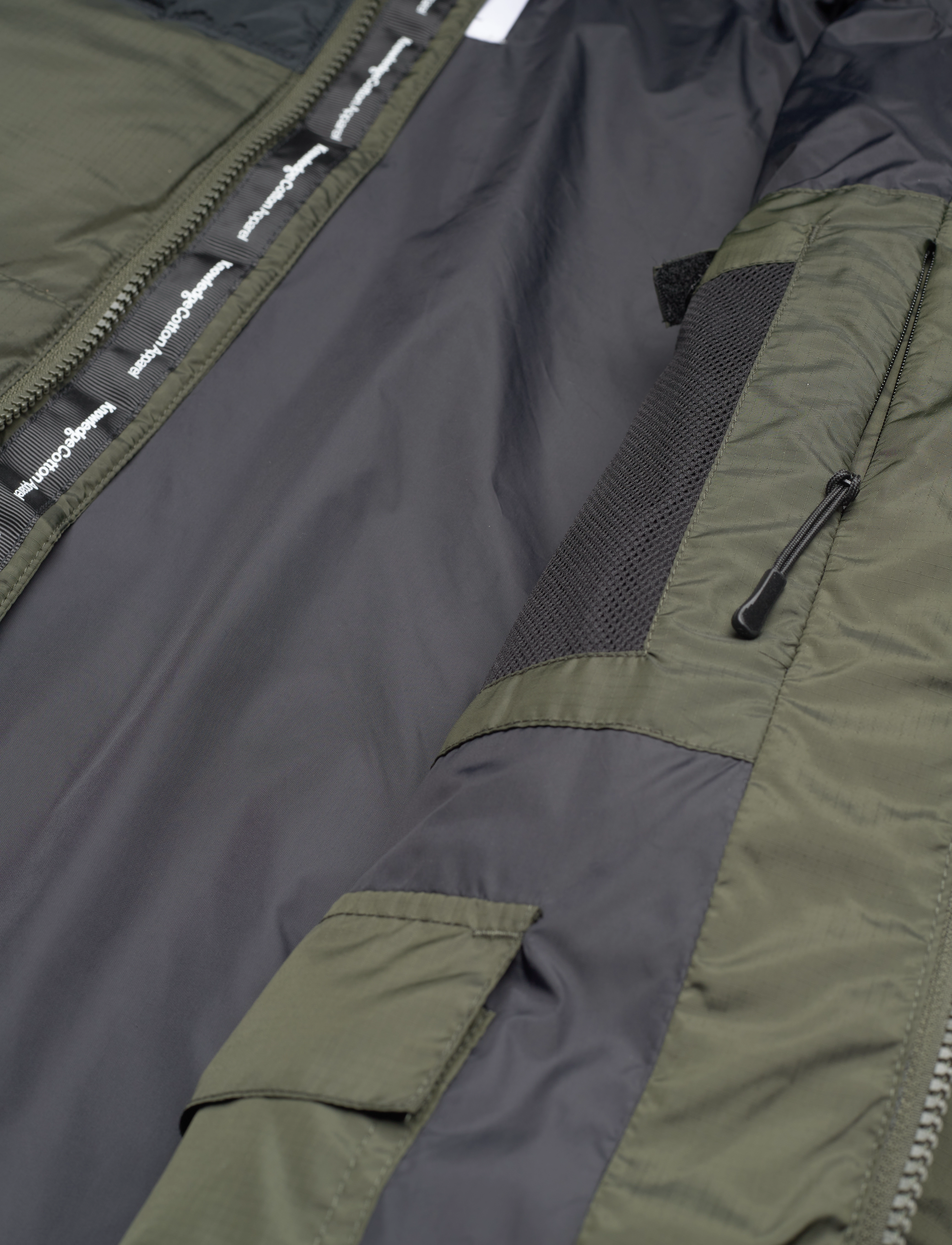 Knowledge Cotton Apparel - REPREVE  puffer color blocked jack - forrest night - 4
