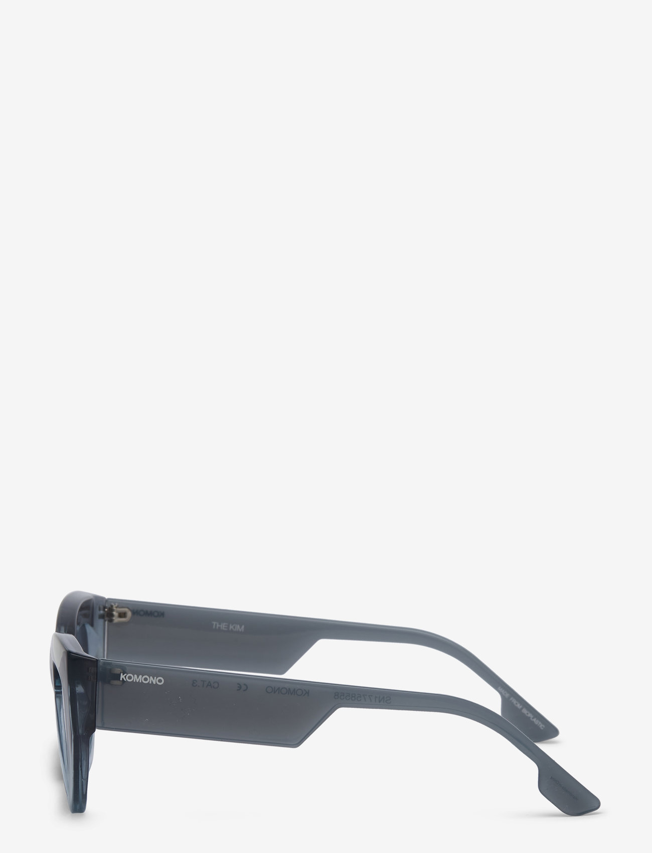 Komono - Kim Underwater - d-form - underwater - 3