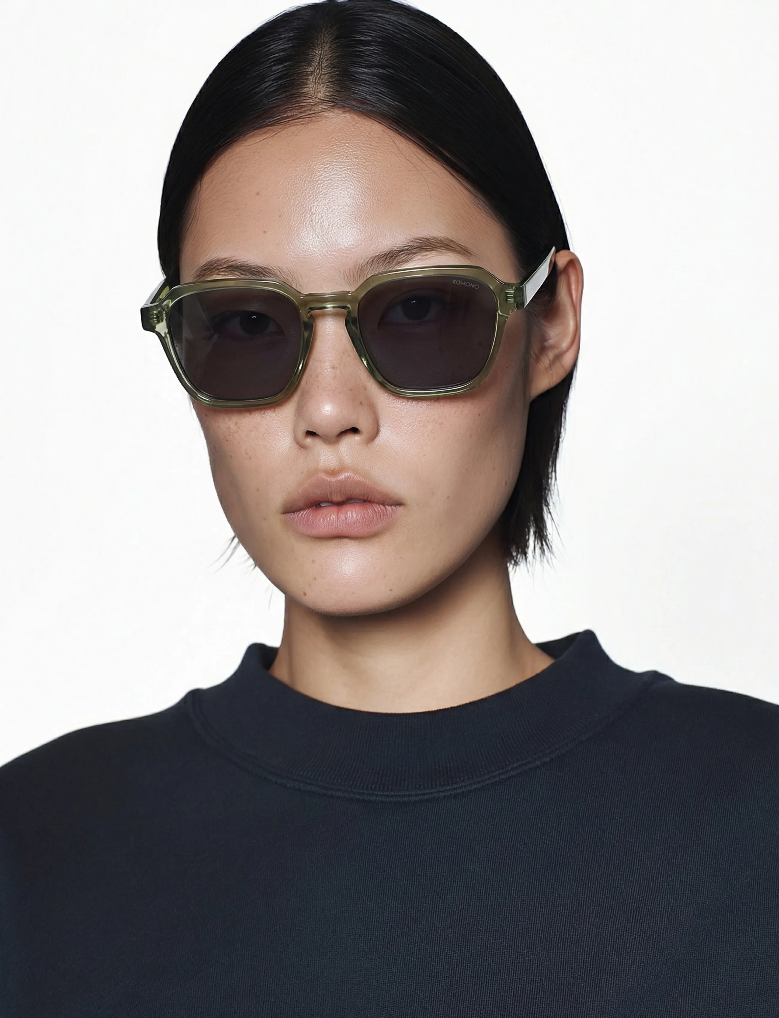 Komono Matty Thistle Green, L, Khaki green, Solbriller > Solbriller Med Firkantet Stel, Dame