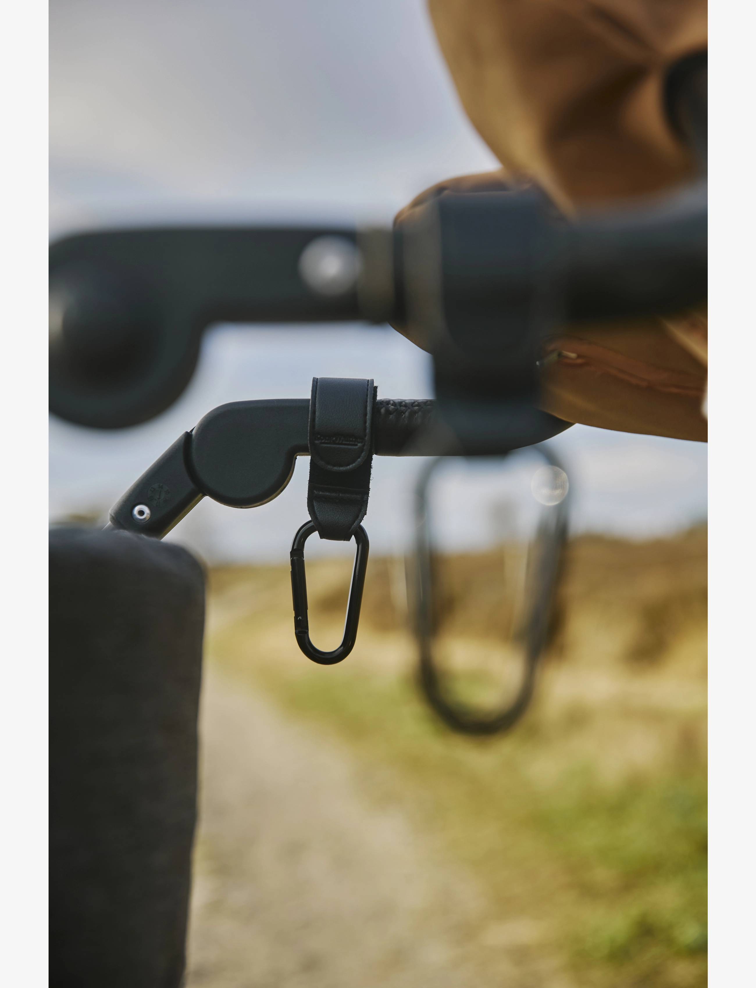 KongWalther - Help me hooks - kinderwagen accessoires - black - 1