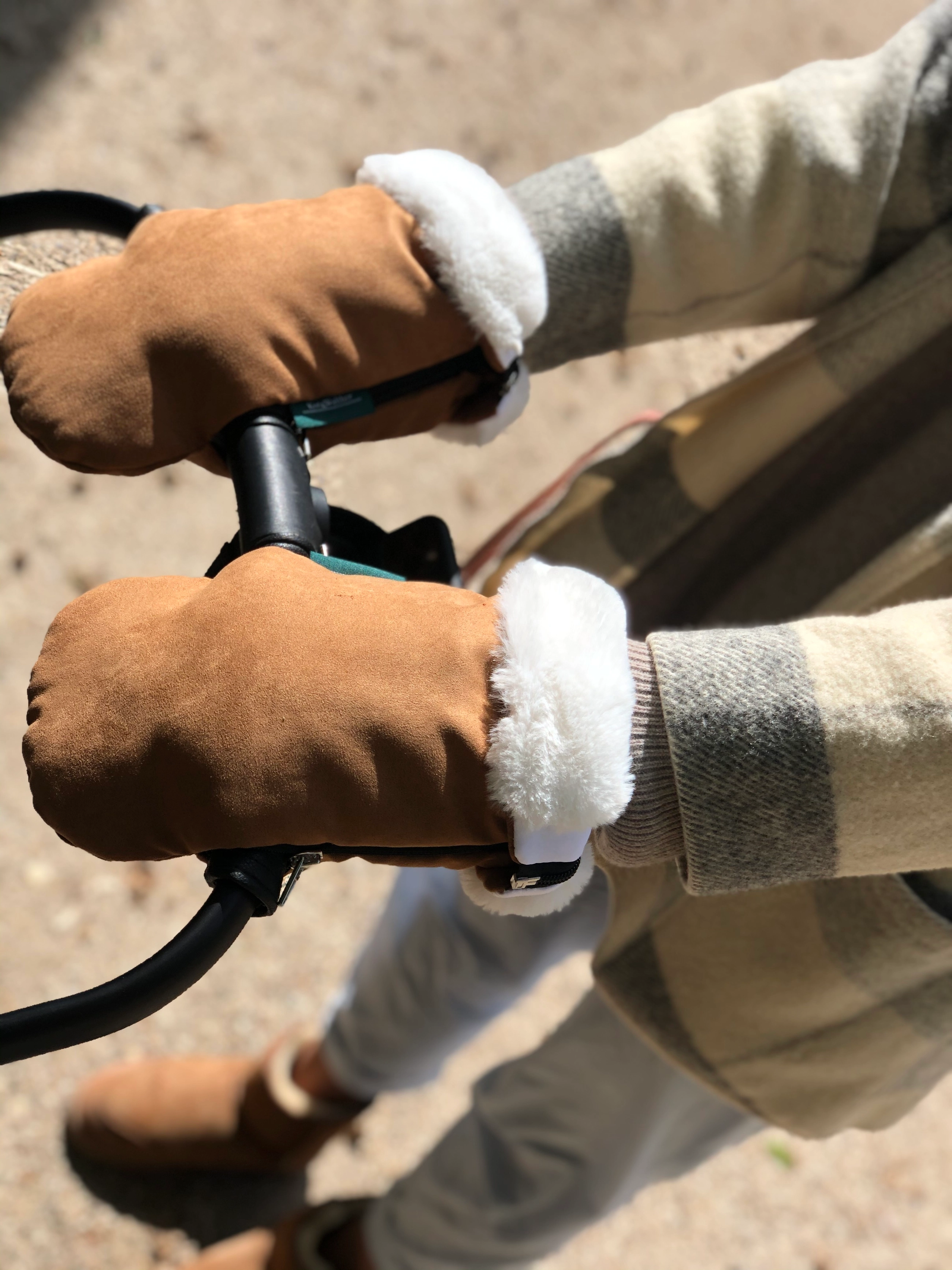 KongWalther Kong.walther Brown Faux Suede Stroller Gloves, Børn, Barnevogns Handsker, Beige, Str: ONE SIZE