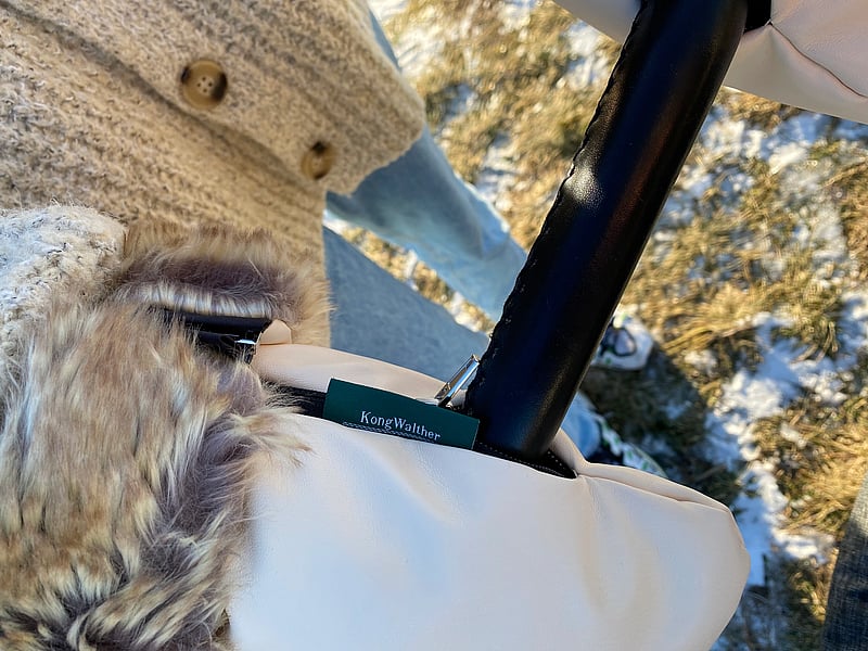 KongWalther - Østerbro gloves - barnvagnsvantar - cream fur - 3