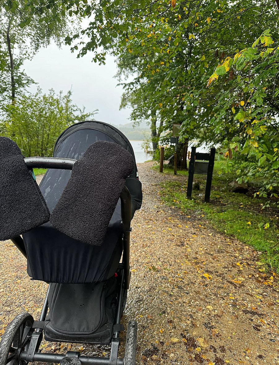 KongWalther - Stroller Gloves Black Teddy - vankrikindad - black teddy - 3