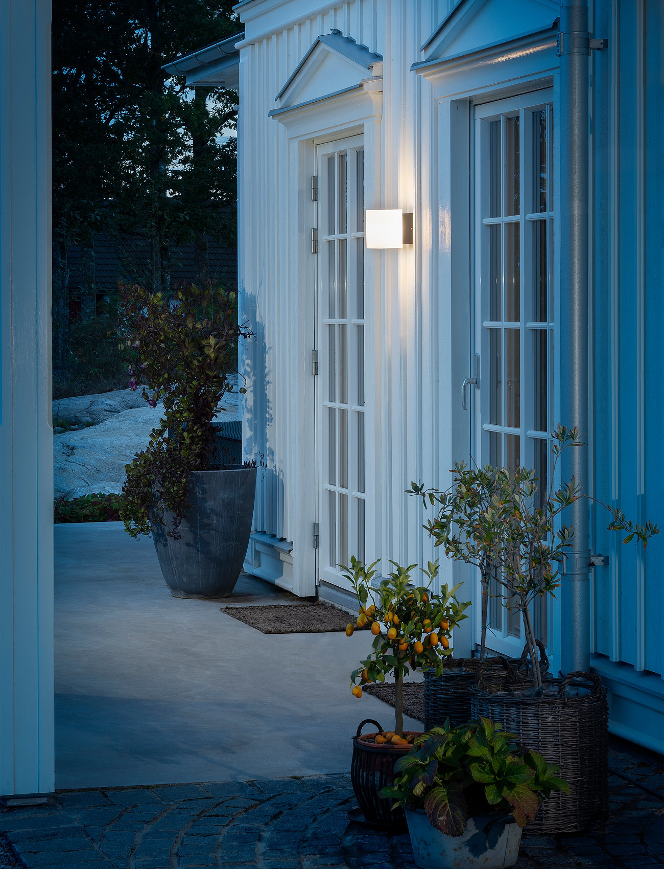 Konstsmide Foggia Væglampe Med High Power Led 10 W, H:15 cm, Grey, Belysning > Udendørs Belysning, Unisex
