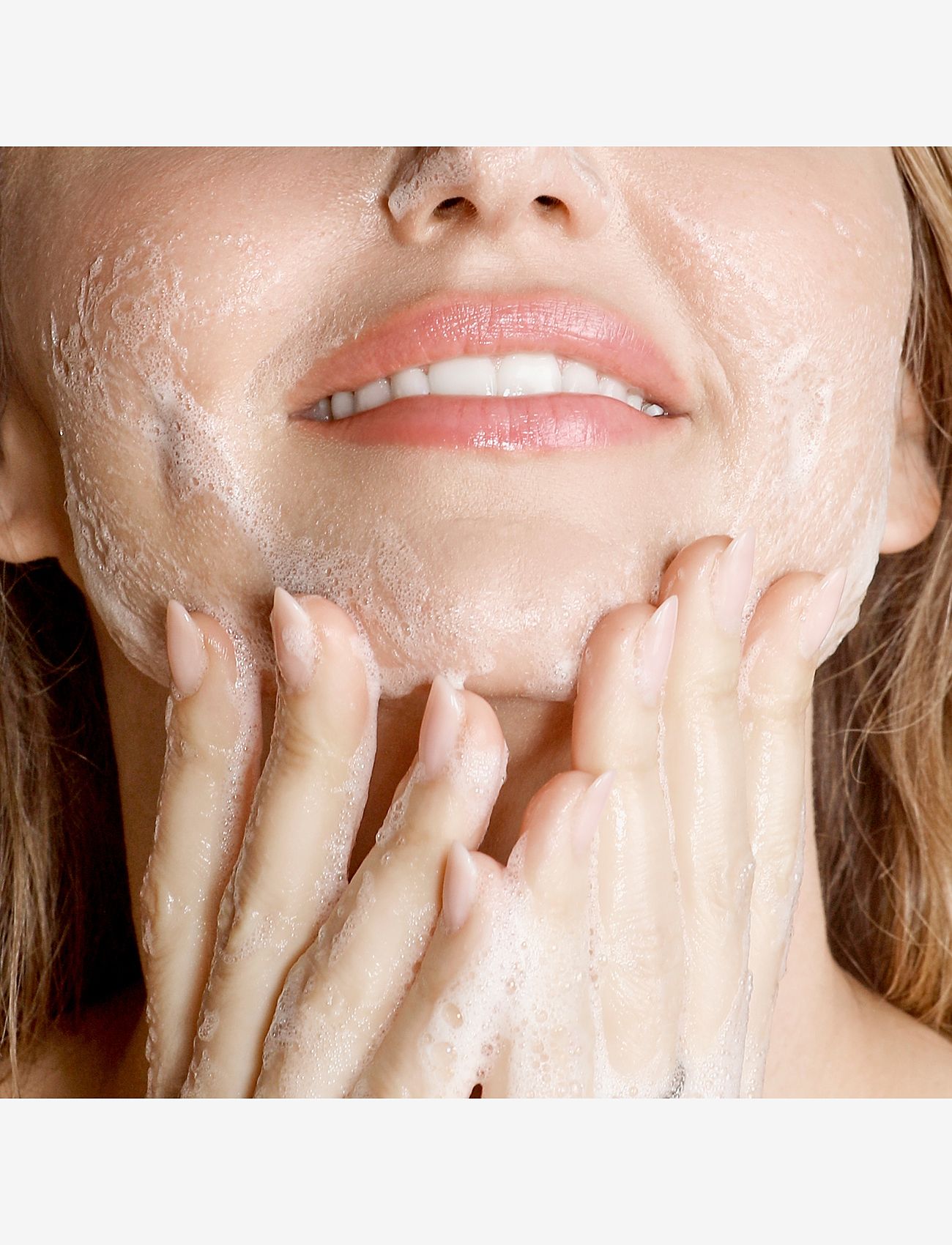 Kora Organics - Turmeric Glow Foaming Cleanser 150ml - veido prausiklis - clear - 2