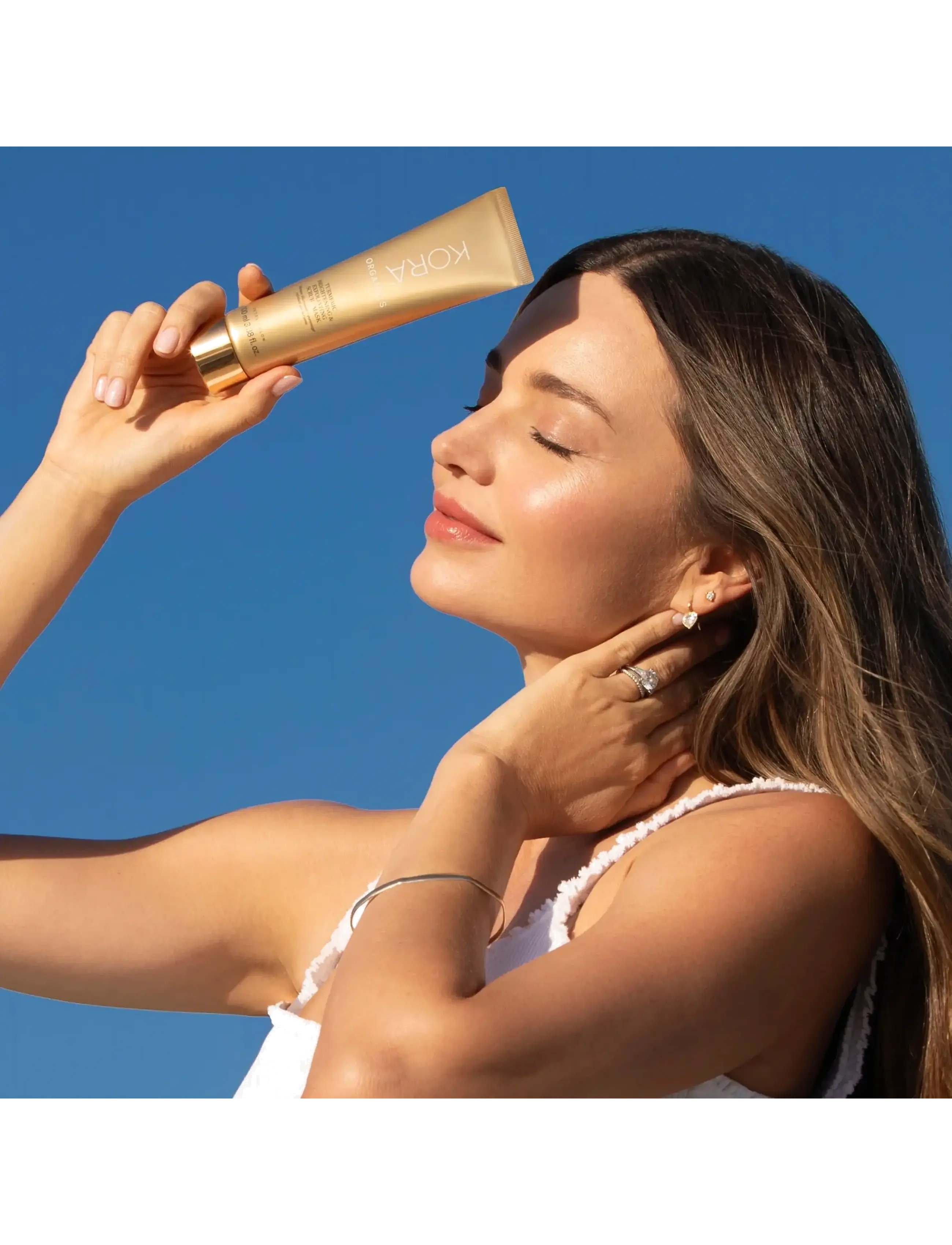 Kora Organics - Turmeric Brightening & Exfoliating Mask, 2-in-1 - niisutavad maskid - gold - 5