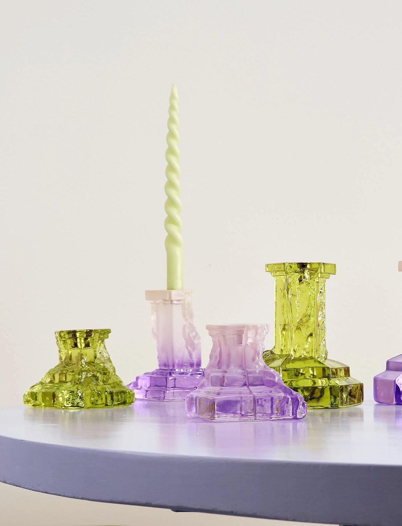 Rocky Baroque ljusstake lila dis 95mm - LILAC HAZE