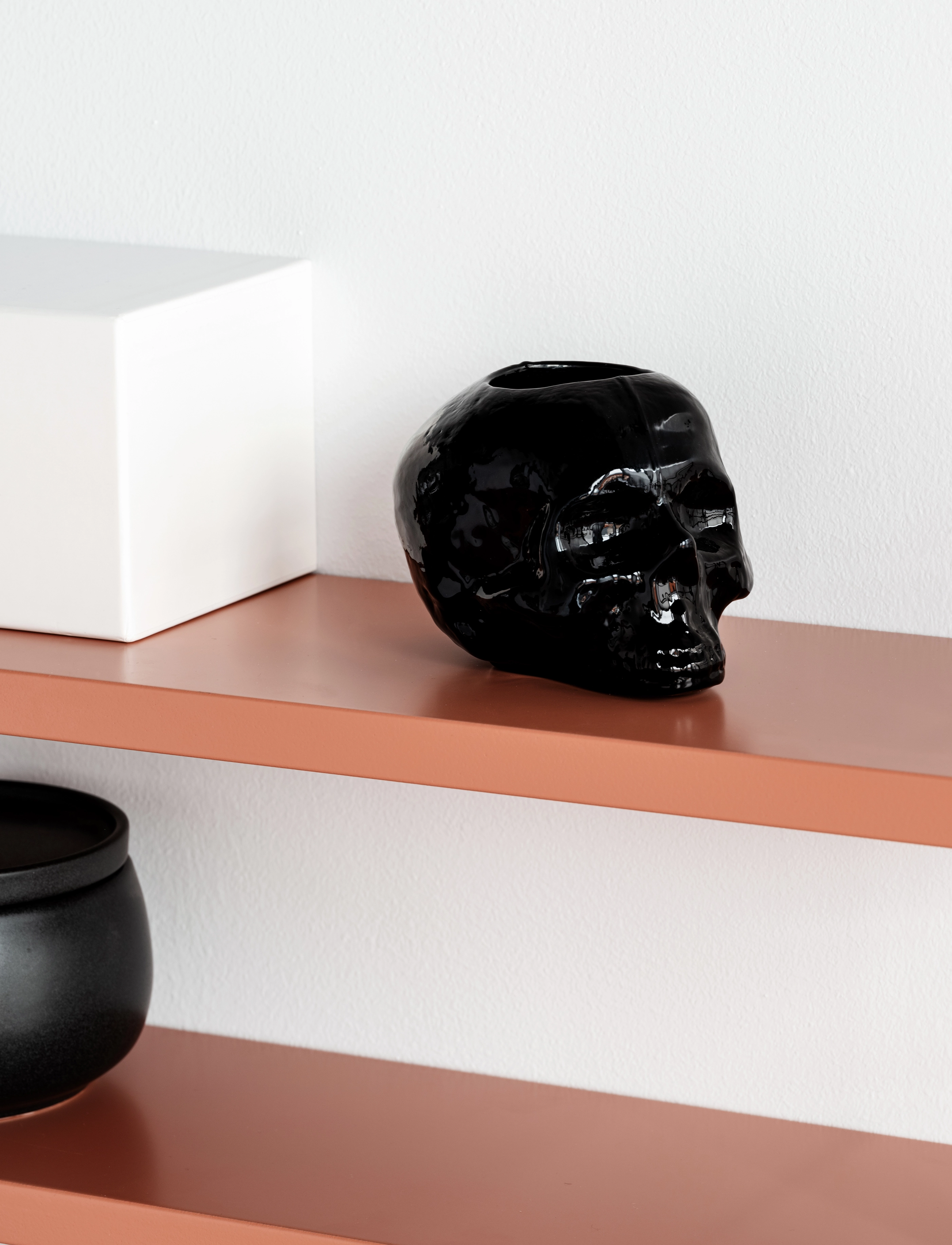 Kosta Boda - Still Life skull ljuslykta - tējas sveces turētāji - black - 3