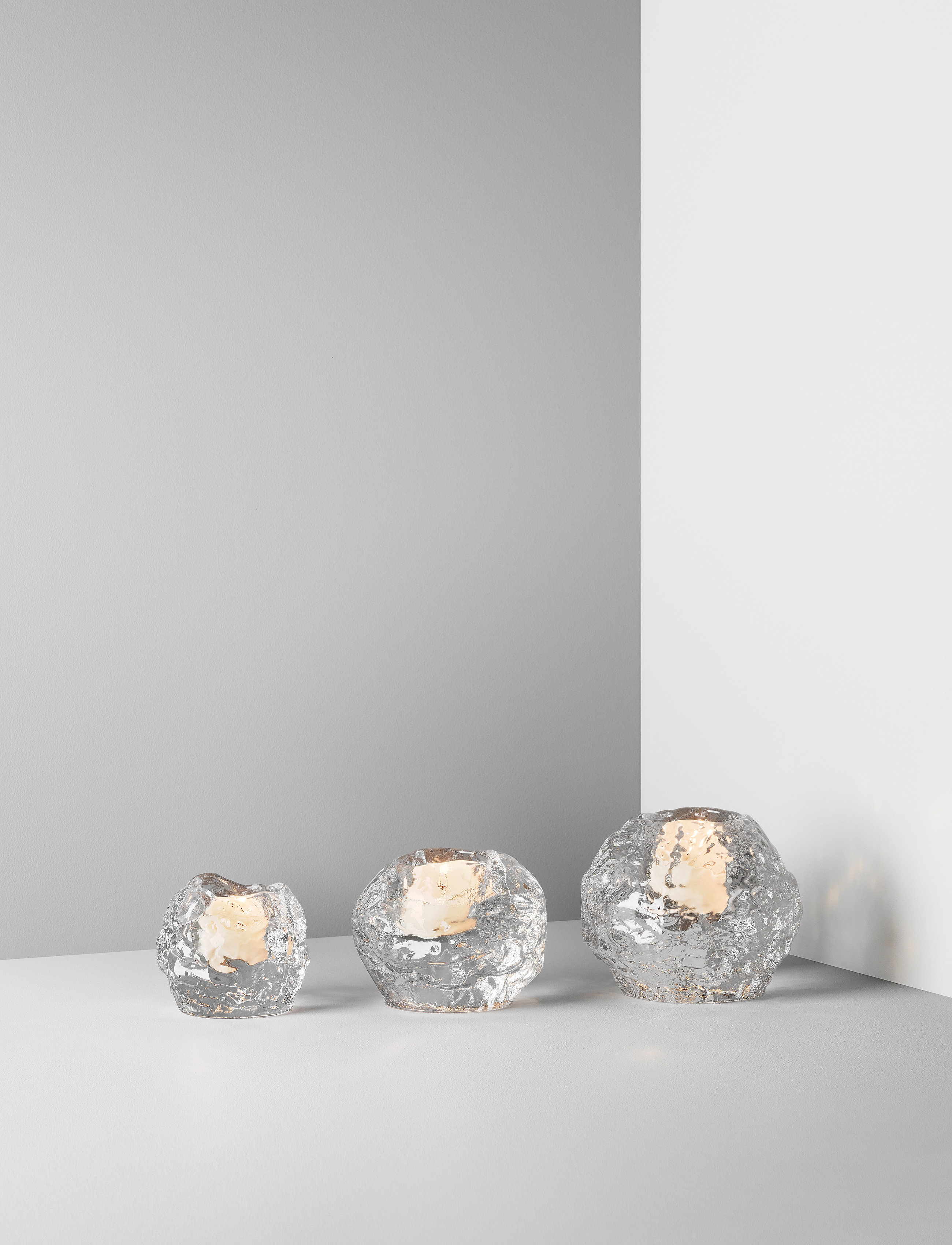 Kosta Boda Snöboll Ljuslykta 3-Pack, One Size, Nude, Lysestager & Lanterner > Fyrfadsstager, Unisex