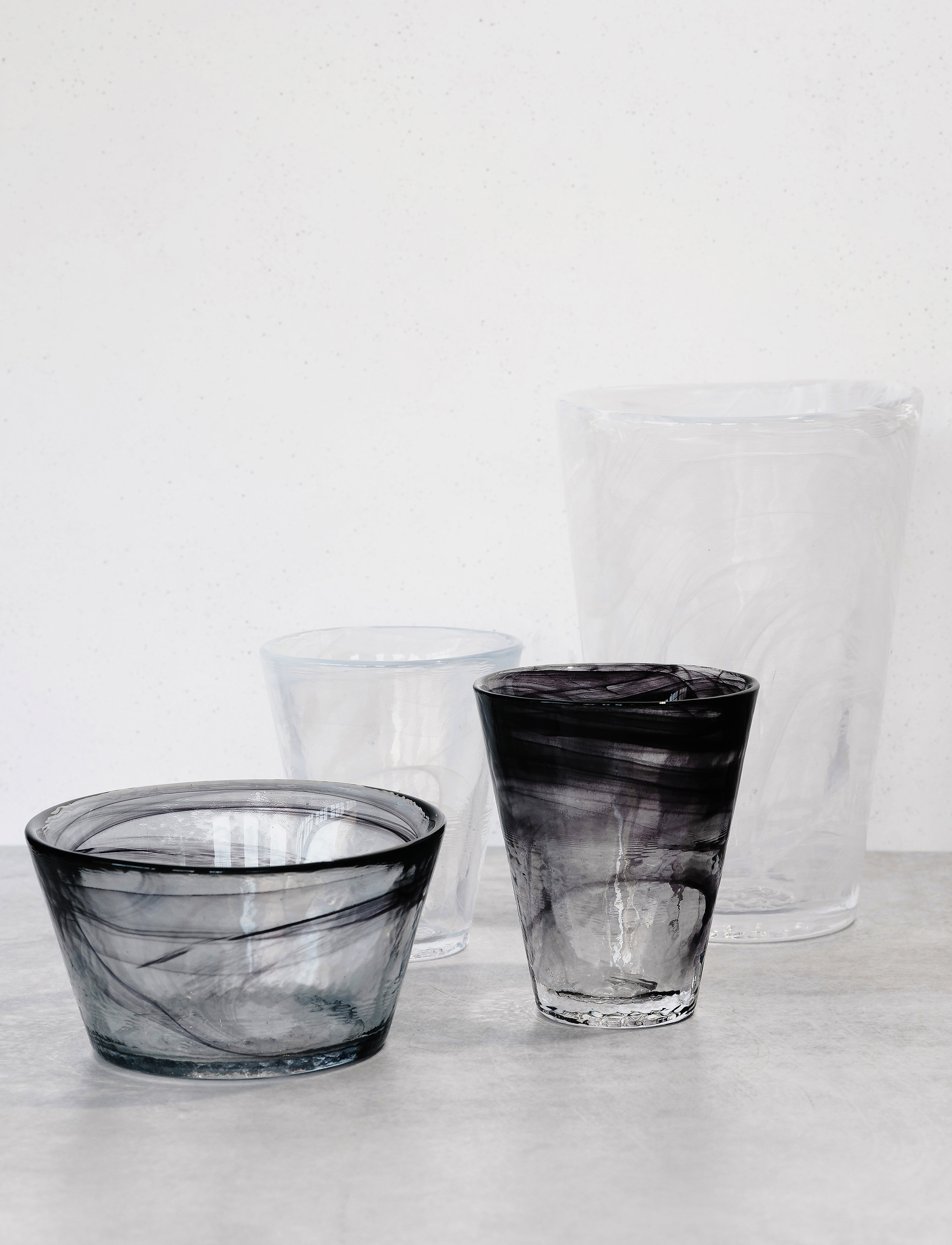 Kosta Boda - MINE VIT TUMBLER 30CL - white - 1