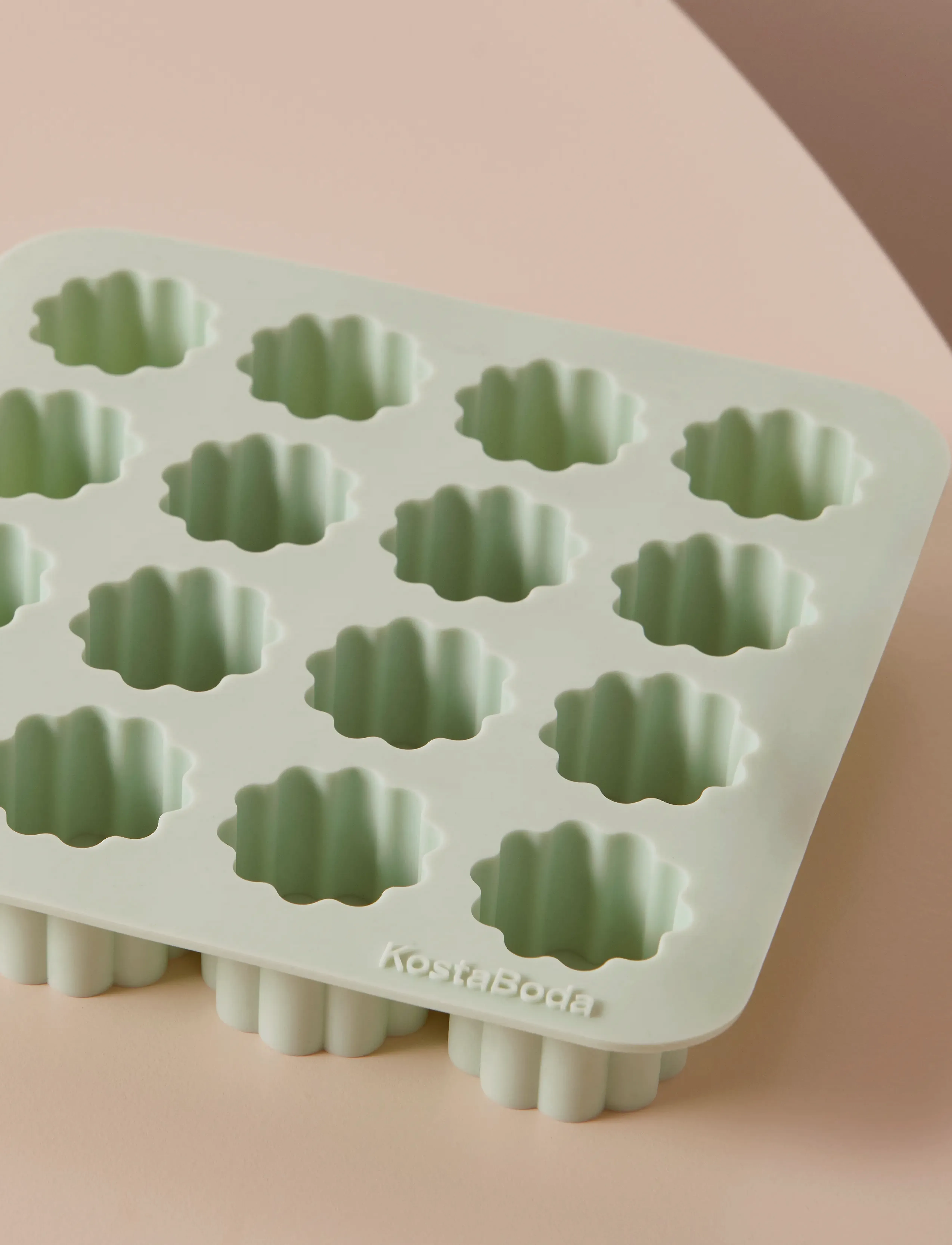Kosta Boda - Viva iskubsform mintgrön 16st 3cl - isterningbakker - mint green - 2