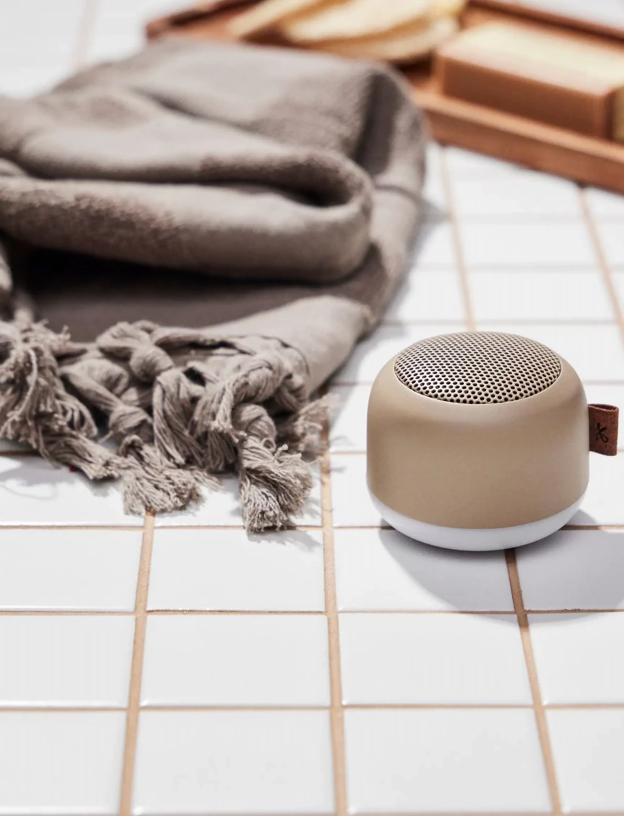 Kreafunk Alight Bluetooth Højttaler, 6.4X 6.4X 5.1 cm, Beige, Hjemmeelektronik > Højttalere, Unisex