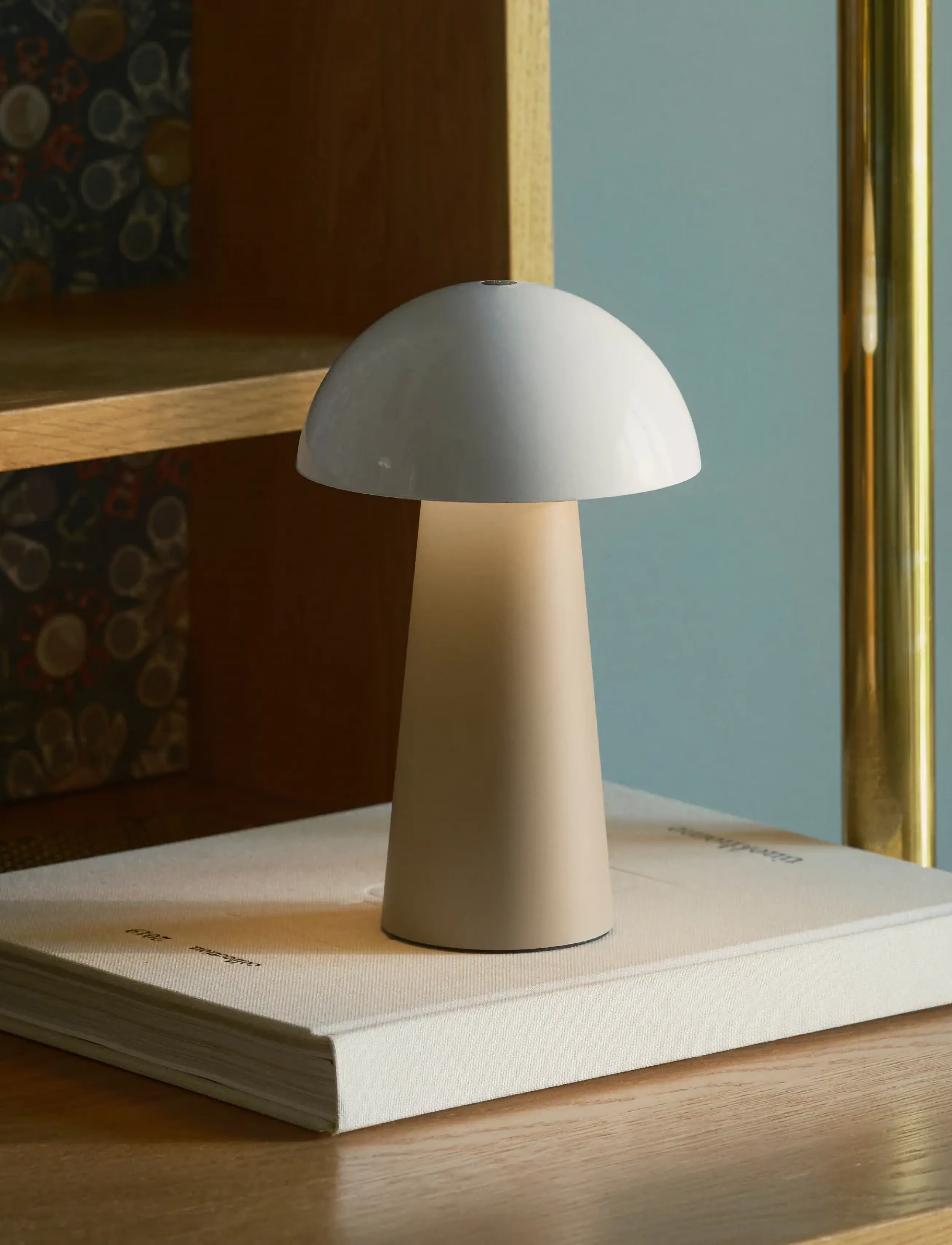 Kreafunk Bello Bærbar Lampe, 12.0X 19.6 cm, Lamps, Beige - Table Homeware