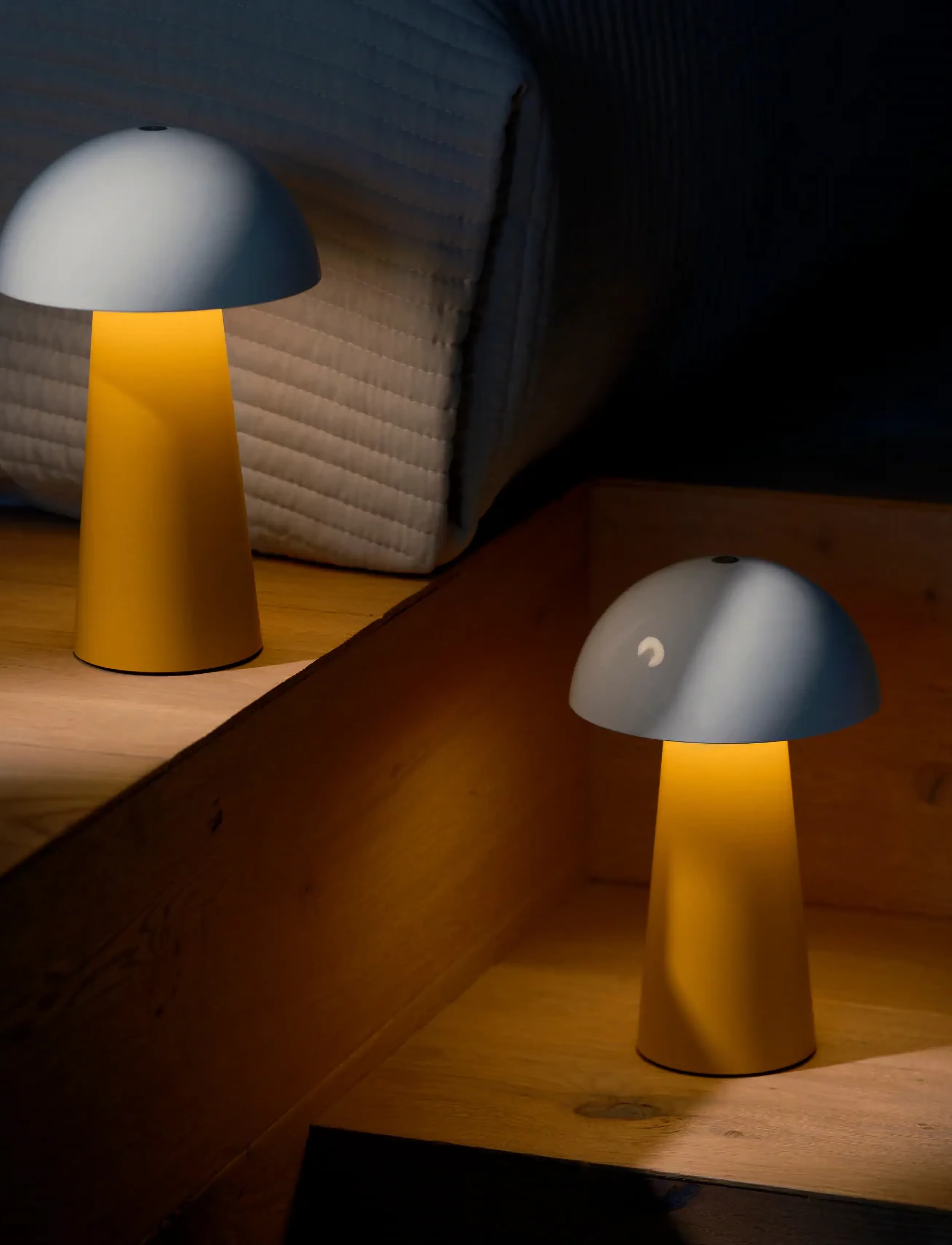 Kreafunk - Bello bärbar lampa - portabla lampor - mango burst - 3