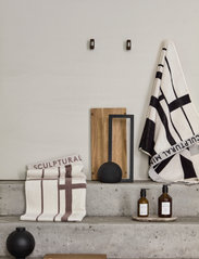 Kristina Dam Studio - Minimal Towel Cotton - mažiausios kainos - black/off white - 1