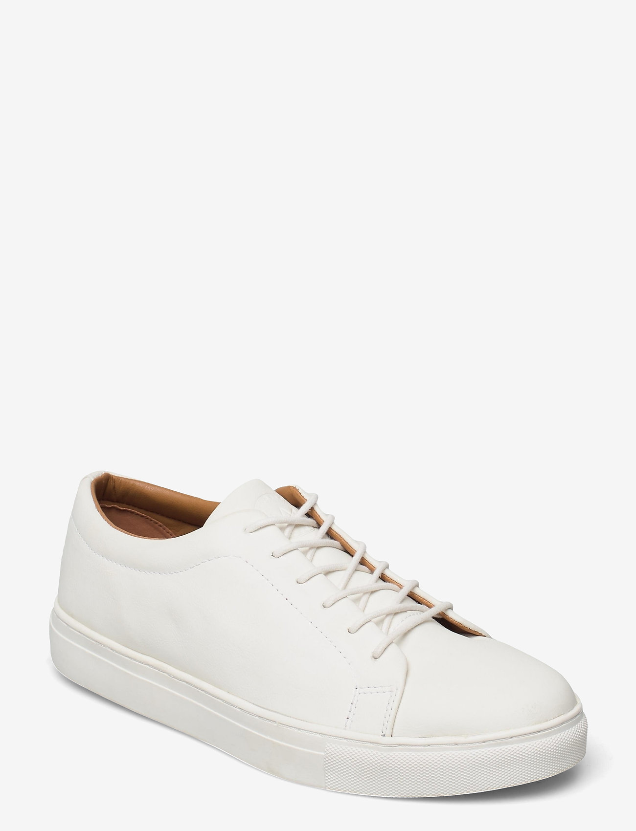 WHITE / WHITE