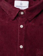 Kronstadt - Johan Corduroy shirt - velvetiniai marškiniai - bordeaux - 2