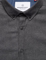 Kronstadt - Johan Herringbone flannel shirt - tavalised t-särgid - black - 2