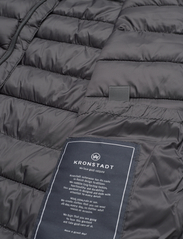 Kronstadt - Bo light vest - spring jackets - black - 5
