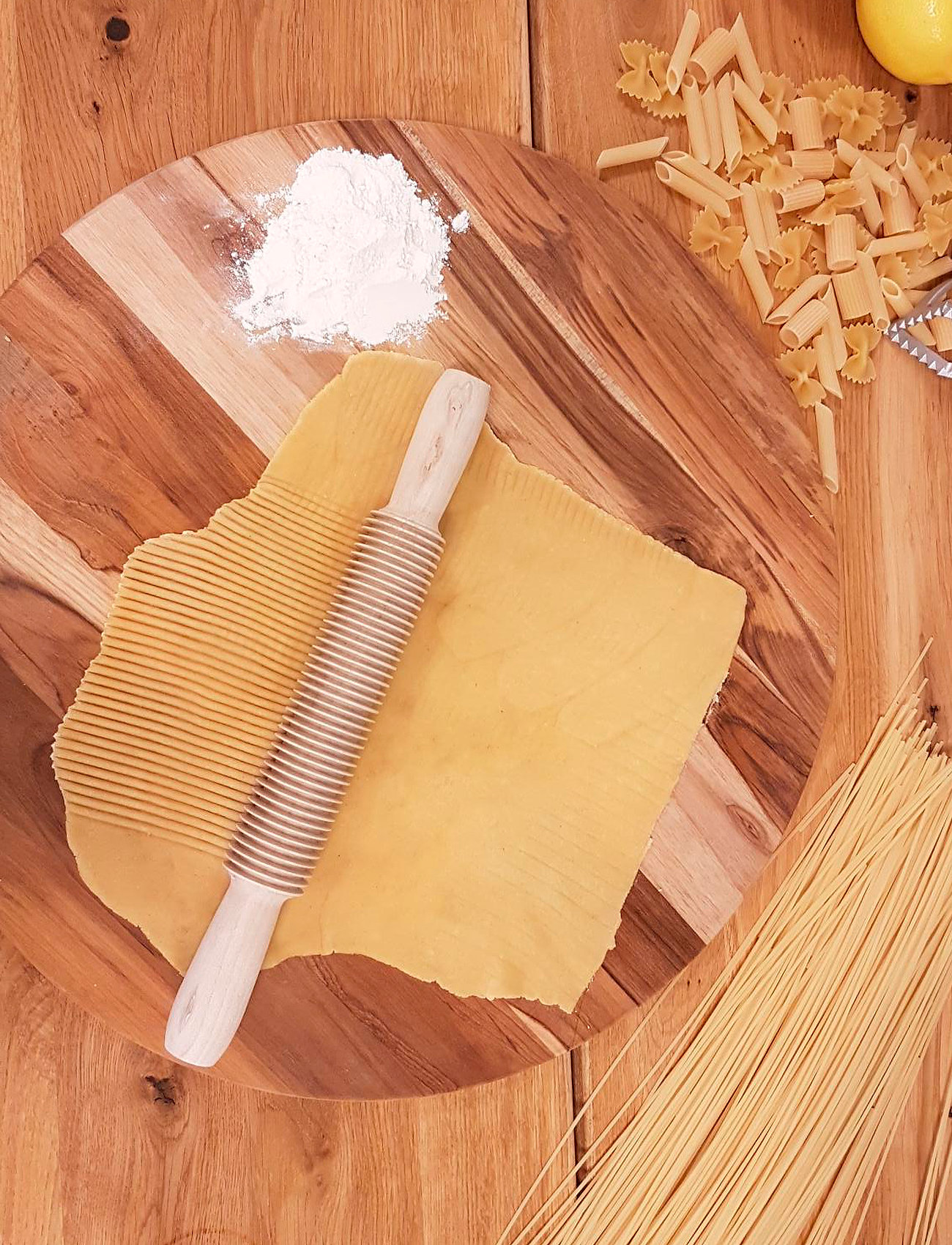 küchenprofi - Pasta cutter spaghetti - de laveste prisene - light brown - 1
