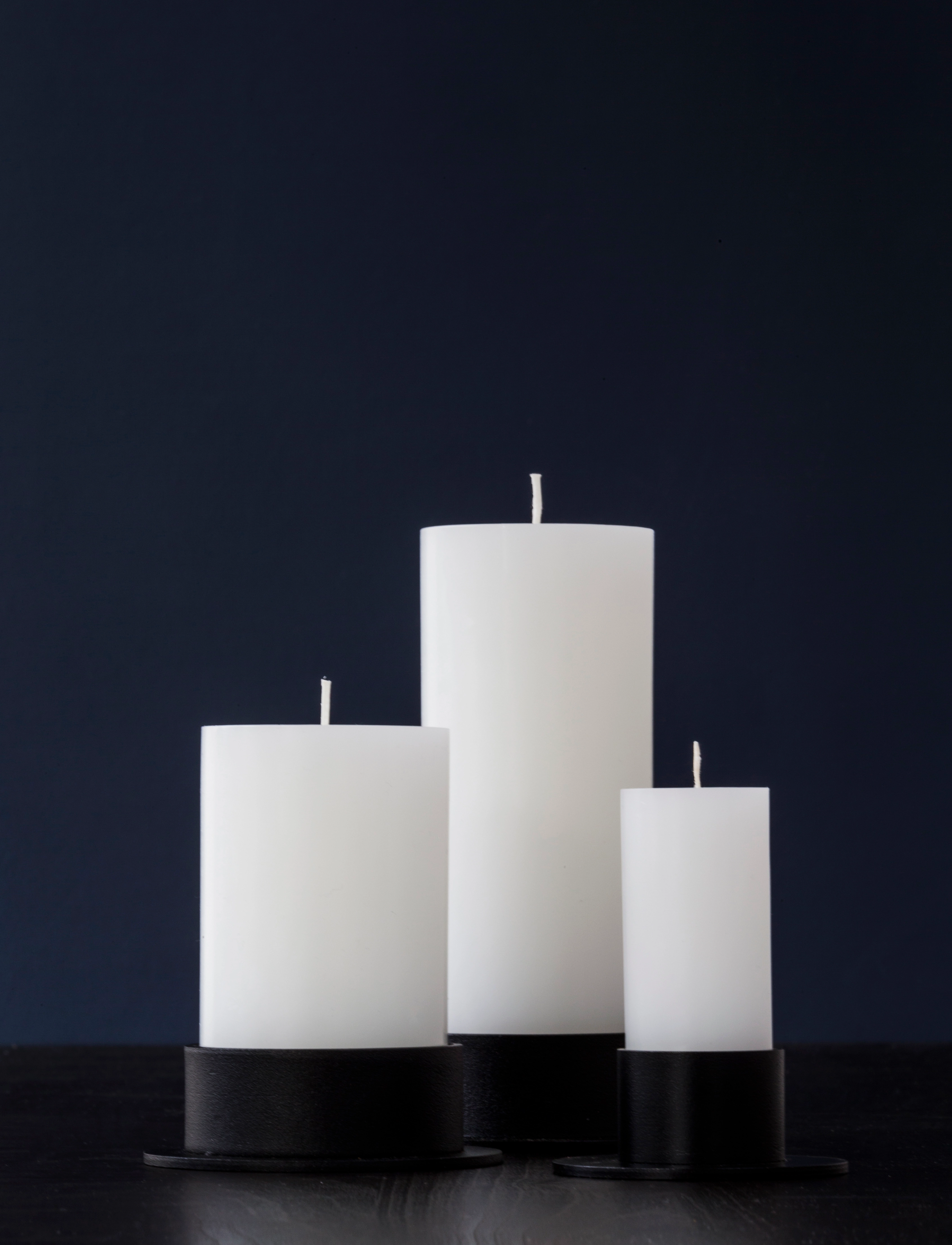 Kunstindustrien - Candleholder -The Circle - madalaimad hinnad - black - 2
