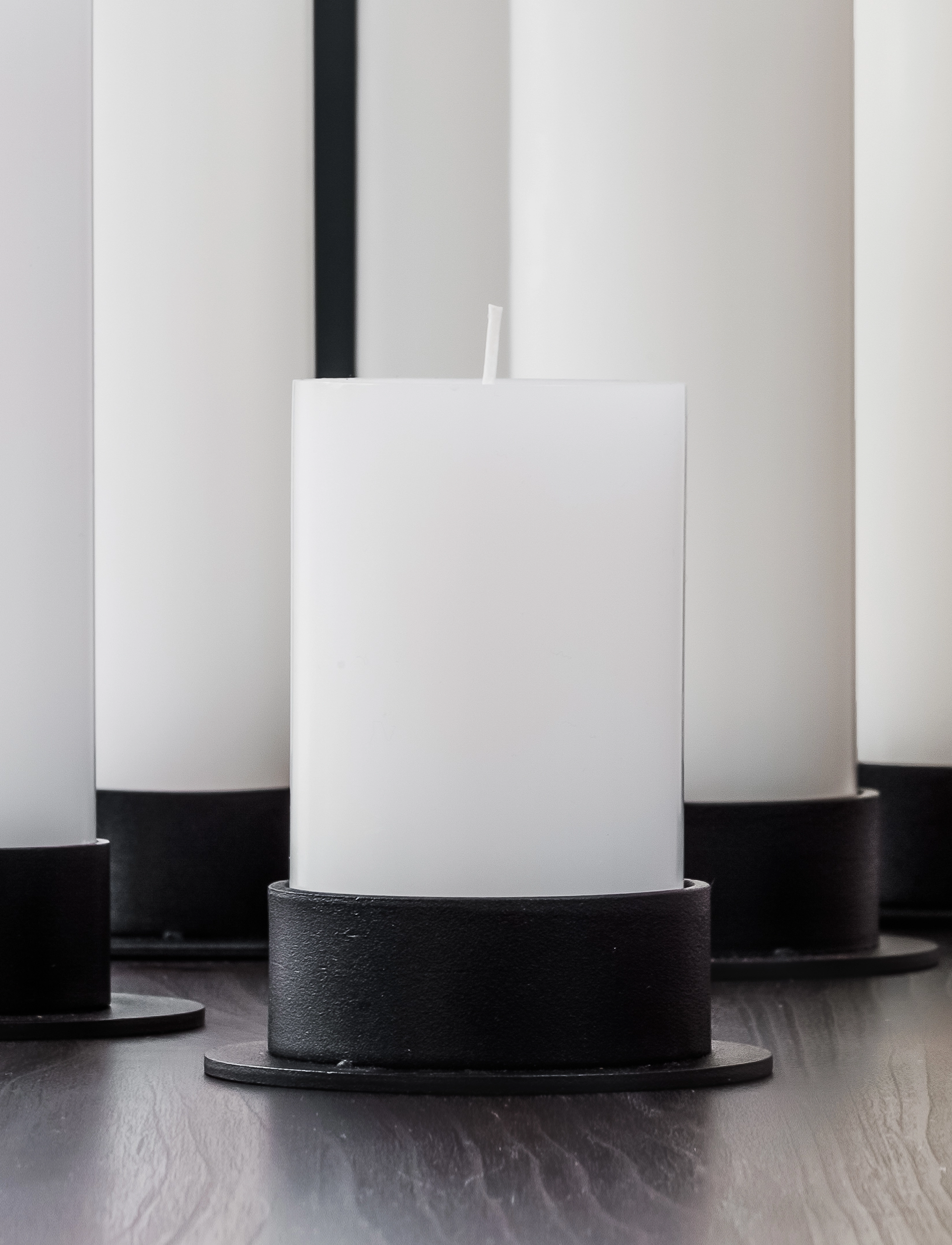 Kunstindustrien Candleholder -The Circle, Ø 7 cm, Black, Dekoration > Lysestager Og Fyrfadsstager, Unisex