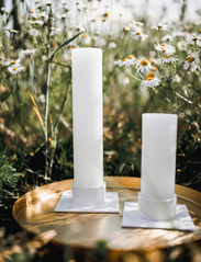 Kunstindustrien - Candleholder -The Square - laveste priser - white - 2