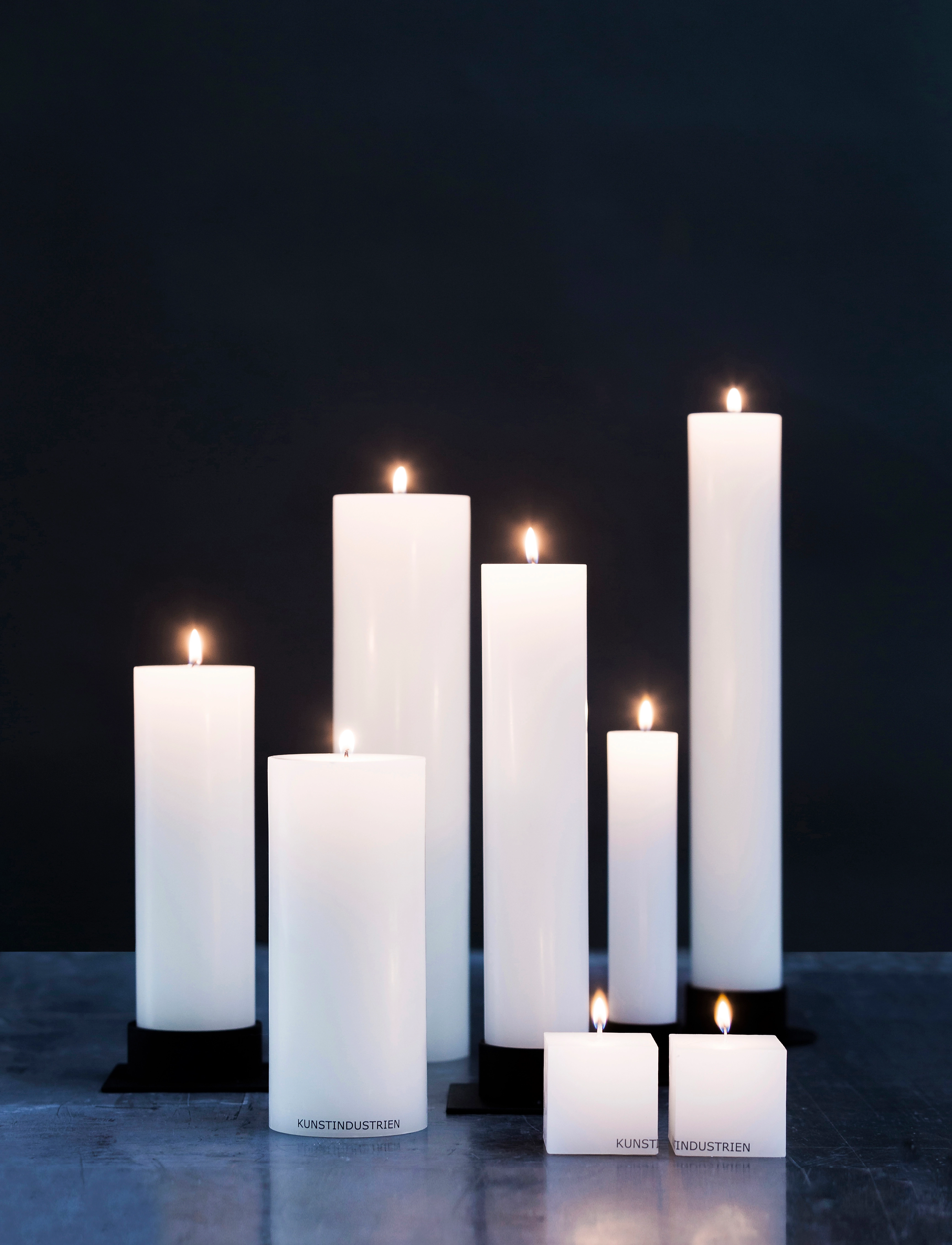 Kunstindustrien - Candleholder -The Square - candlesticks - black - 2