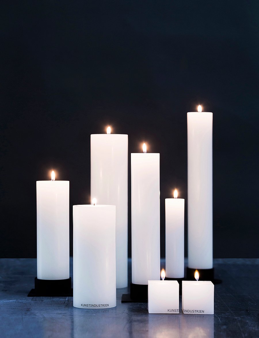 Kunstindustrien - Candleholder -The Square - küünlajalad - black - 2