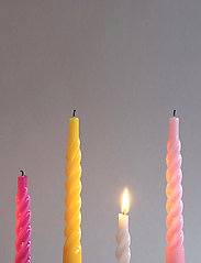 Kunstindustrien - Twisted Candles, 6 piece box - lägsta priserna - yellow - 2