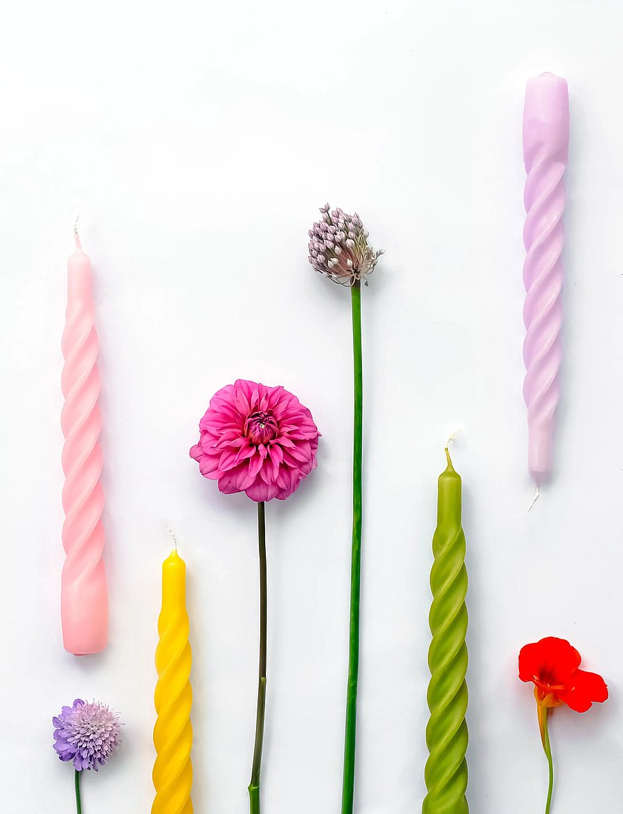 Kunstindustrien - Candles with a Twist - Matt - osta hinna alusel - lilac - 2