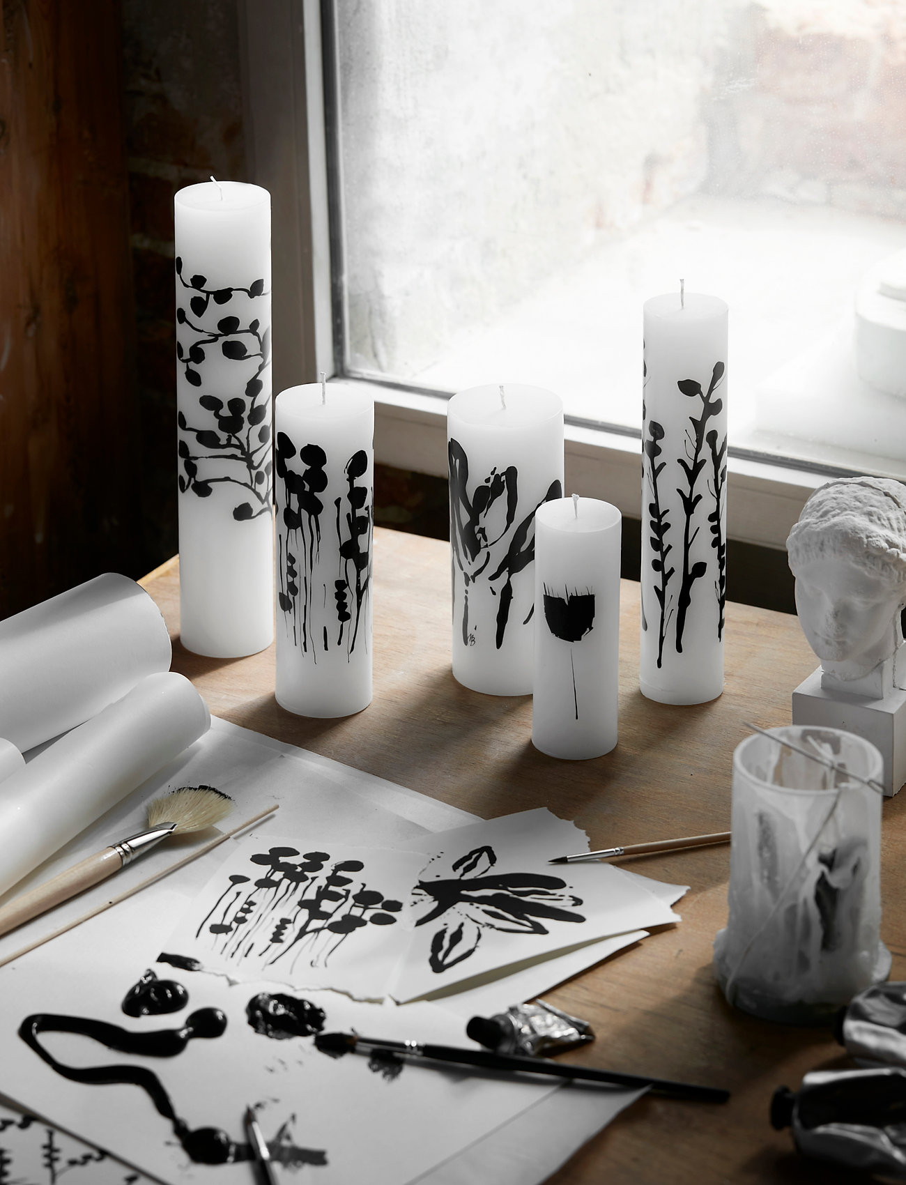 Kunstindustrien Wax Alter Candles 5 X 25- Black Wild Flowers, One Size, Candles, Mehrfarbig/gemustert - Block Homeware
