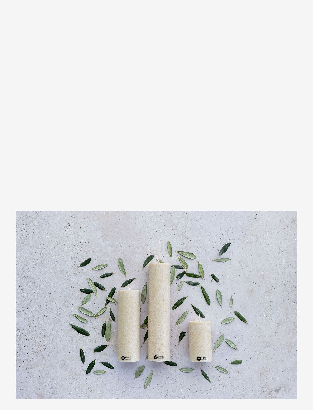 Kunstindustrien - Upcycled olive wax pillar candle - block candles - true - 2