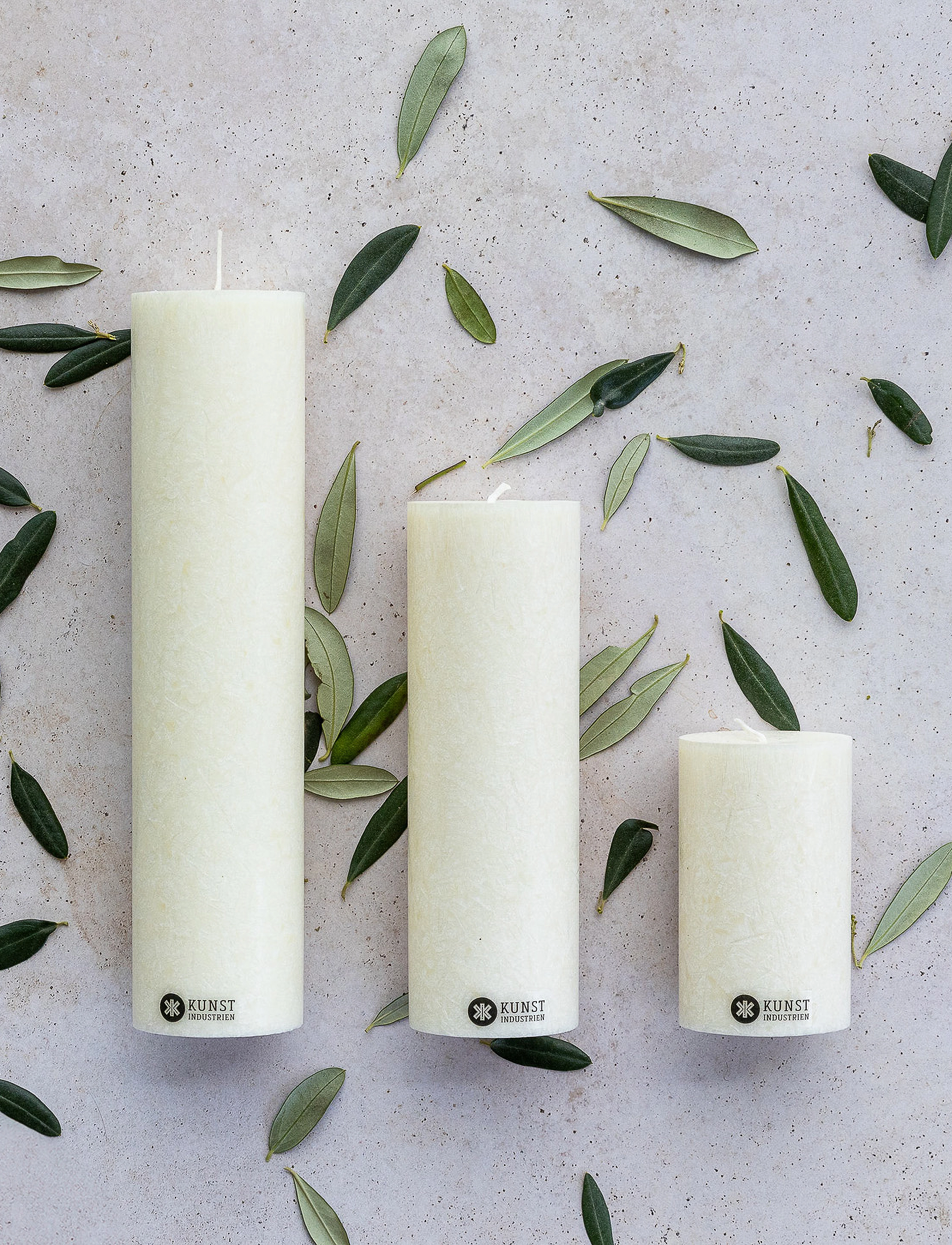 Kunstindustrien Upcycled Olive Wax Pillar Candle, 6X18 cm, Candles, Creme - Block Homeware