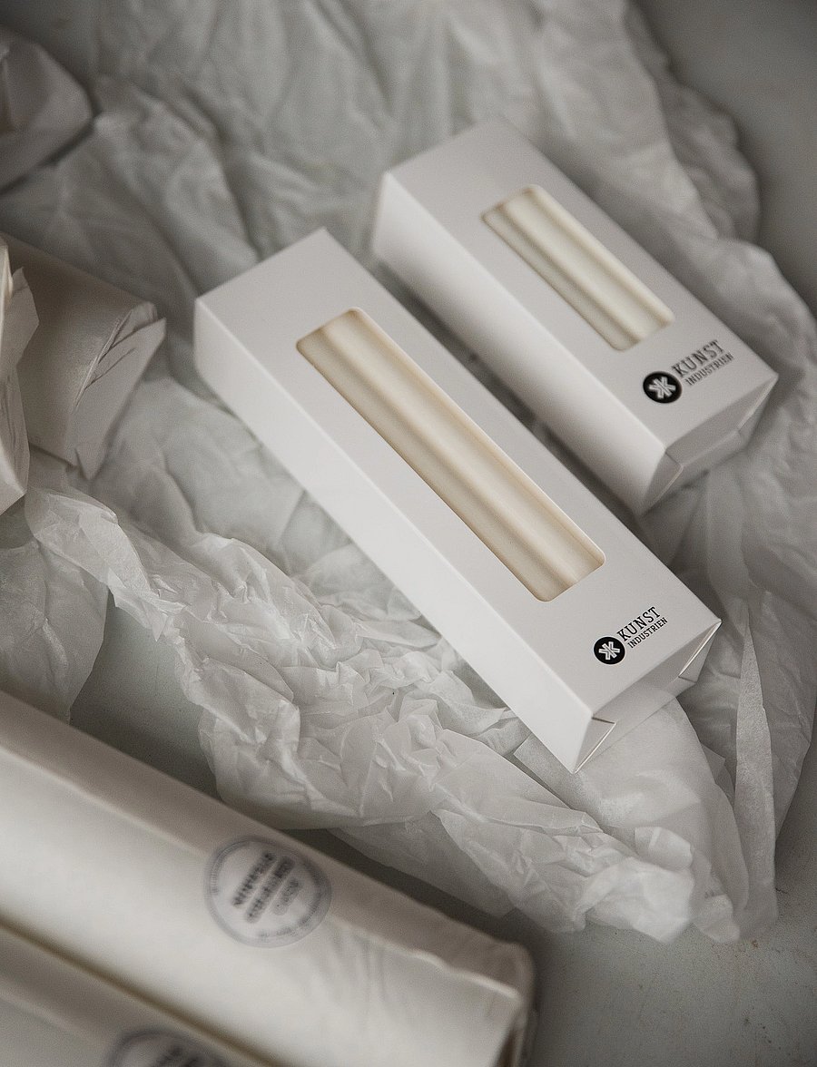 Kunstindustrien - White Taper Candles, 20 cm, 8 pack - kerzen - white - 2
