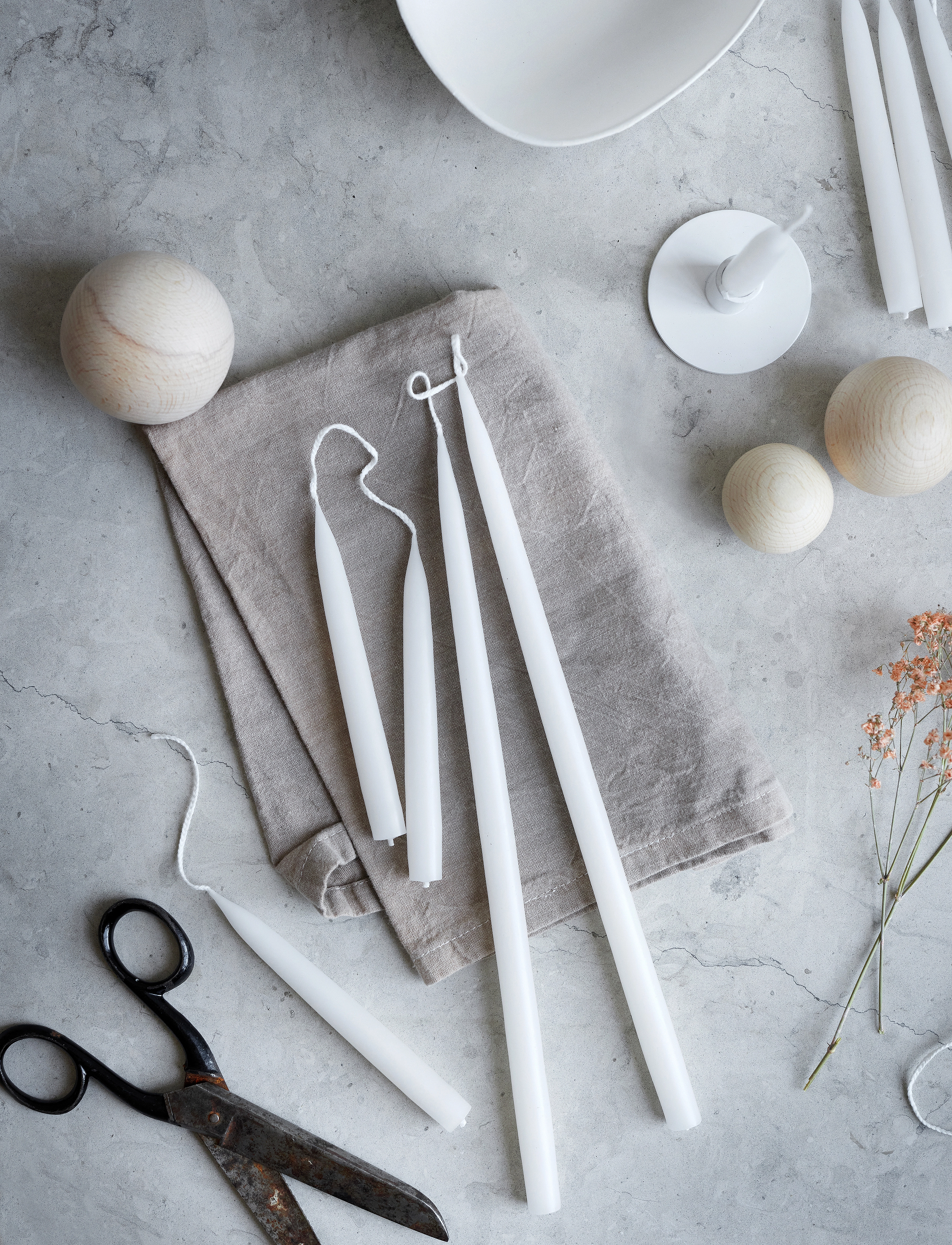 Kunstindustrien - Hand Dipped Candles, 4 pack - taper candles - white - 5