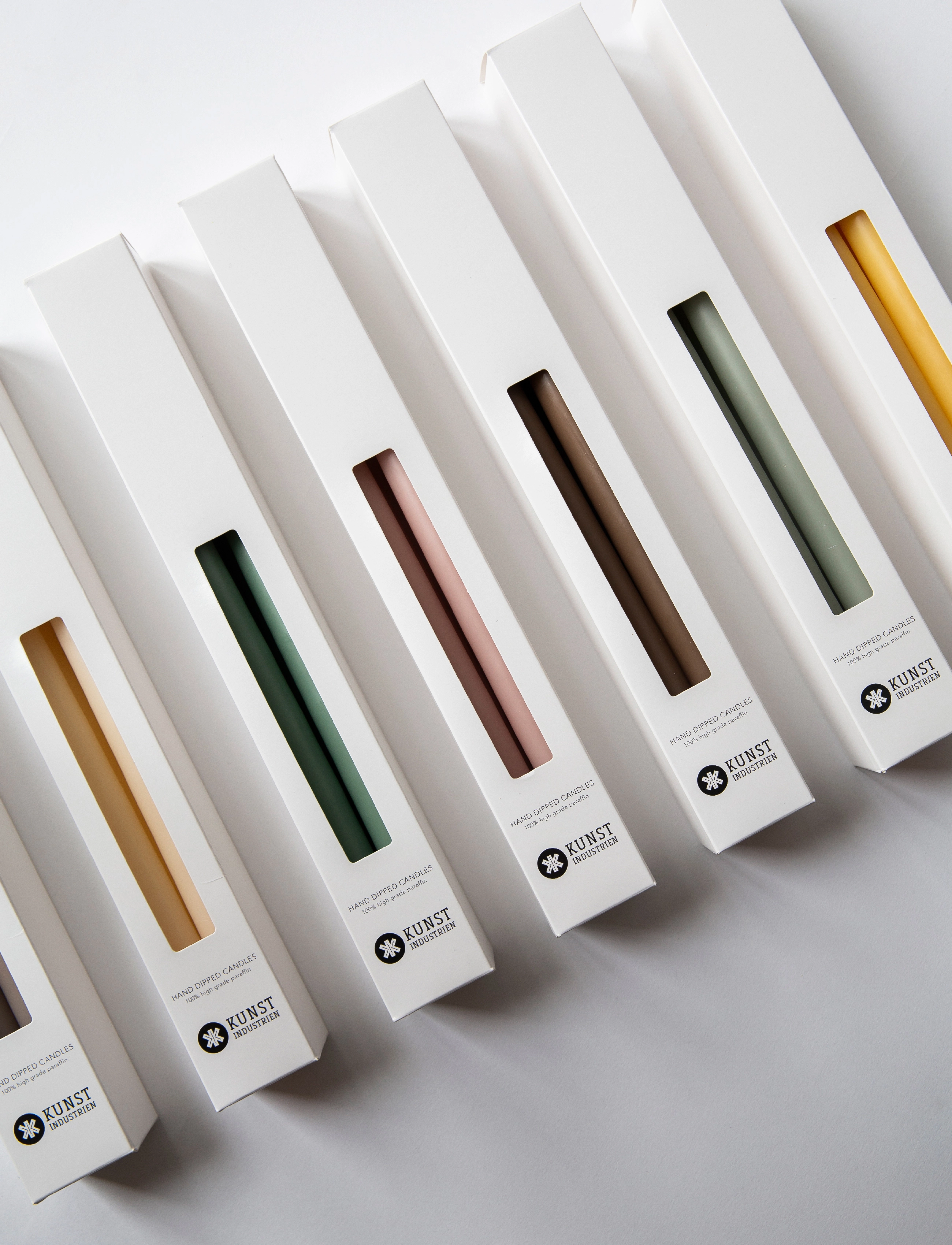 Kunstindustrien - Hand Dipped Candles, 4 pack - taper candles - offwhite - 4