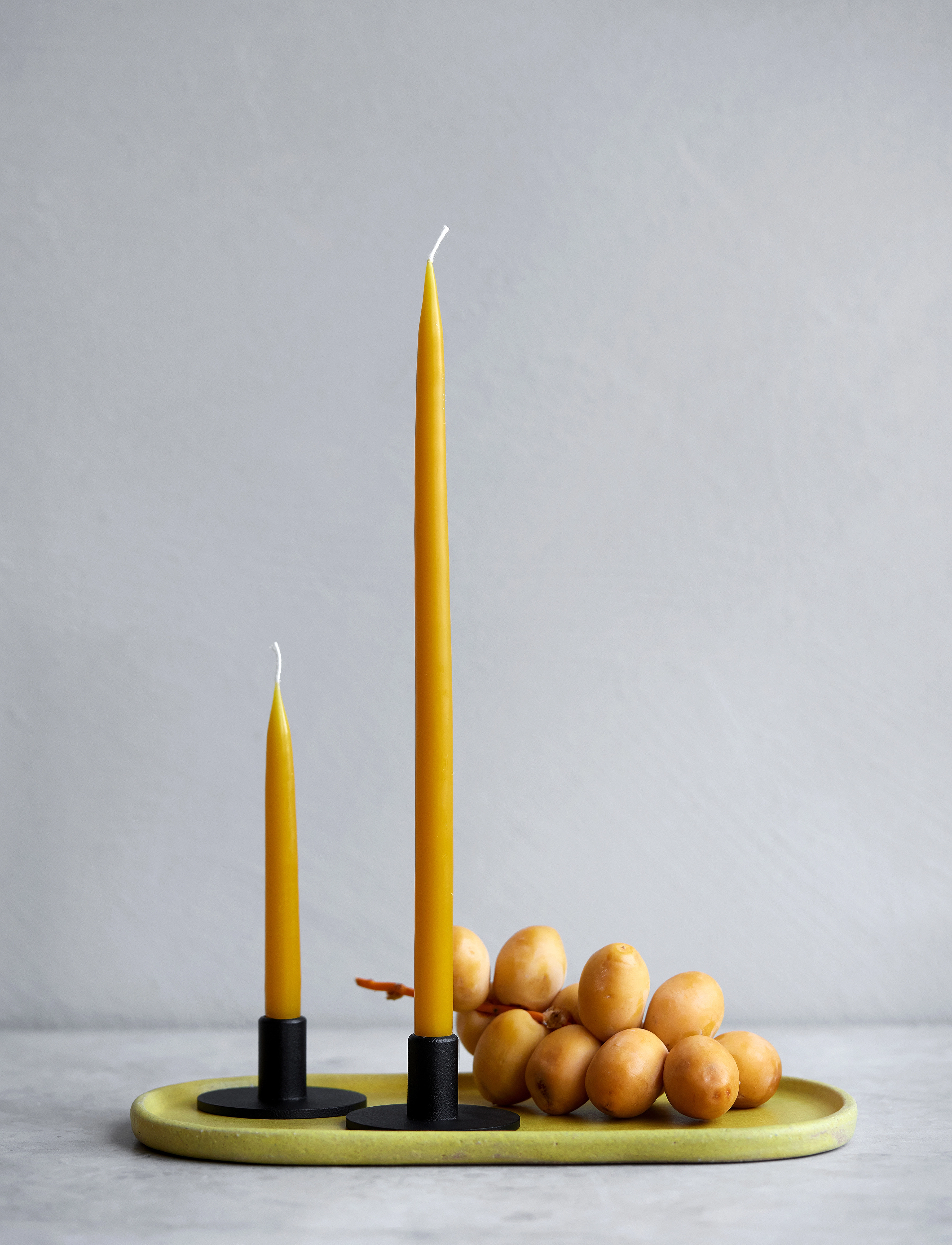 Kunstindustrien - Hand Dipped Candles, 4 pack - taper candles - honey - 4