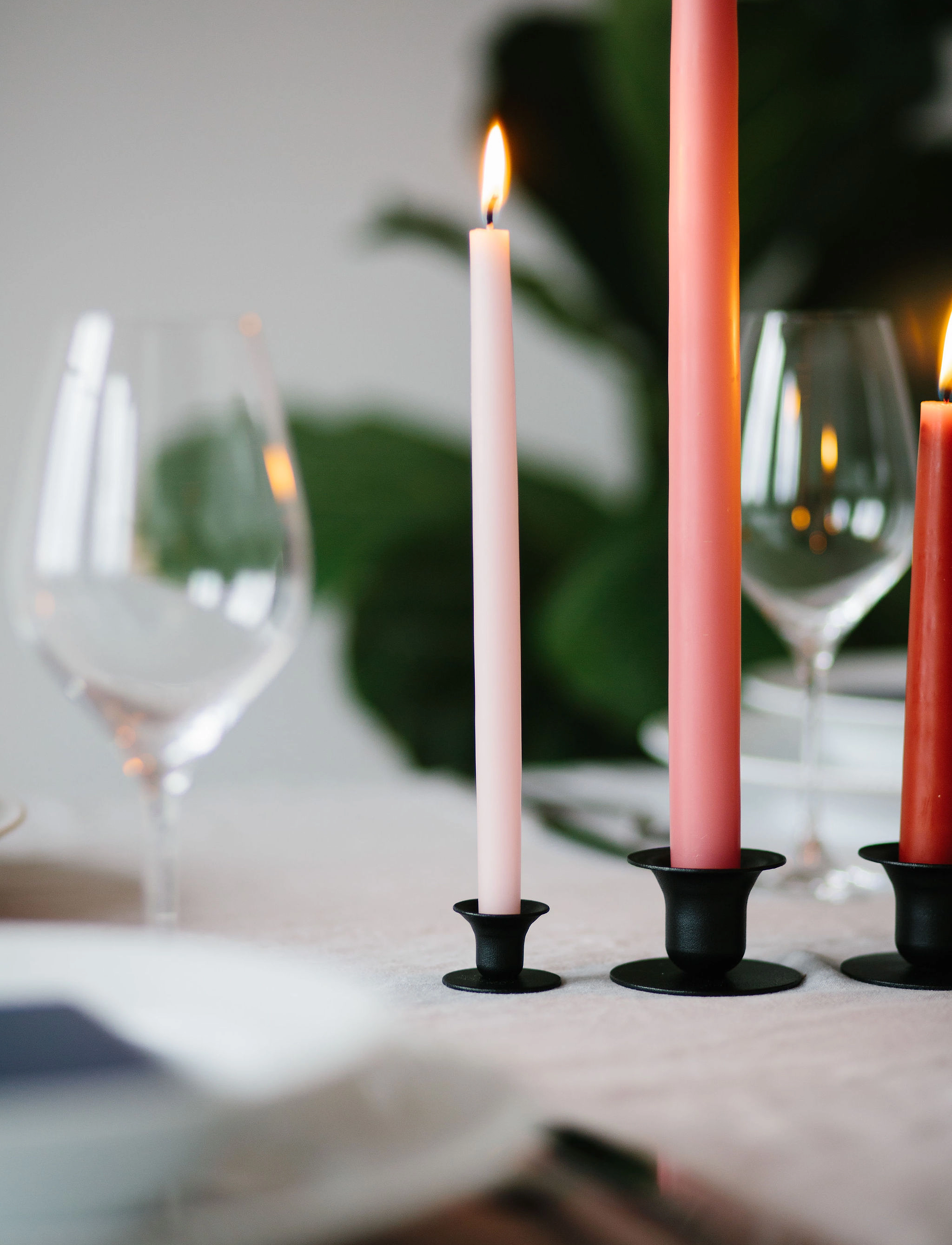 Kunstindustrien Hand Dipped Candles, 4 Pack, One Size, Rosa - Pillar Homeware