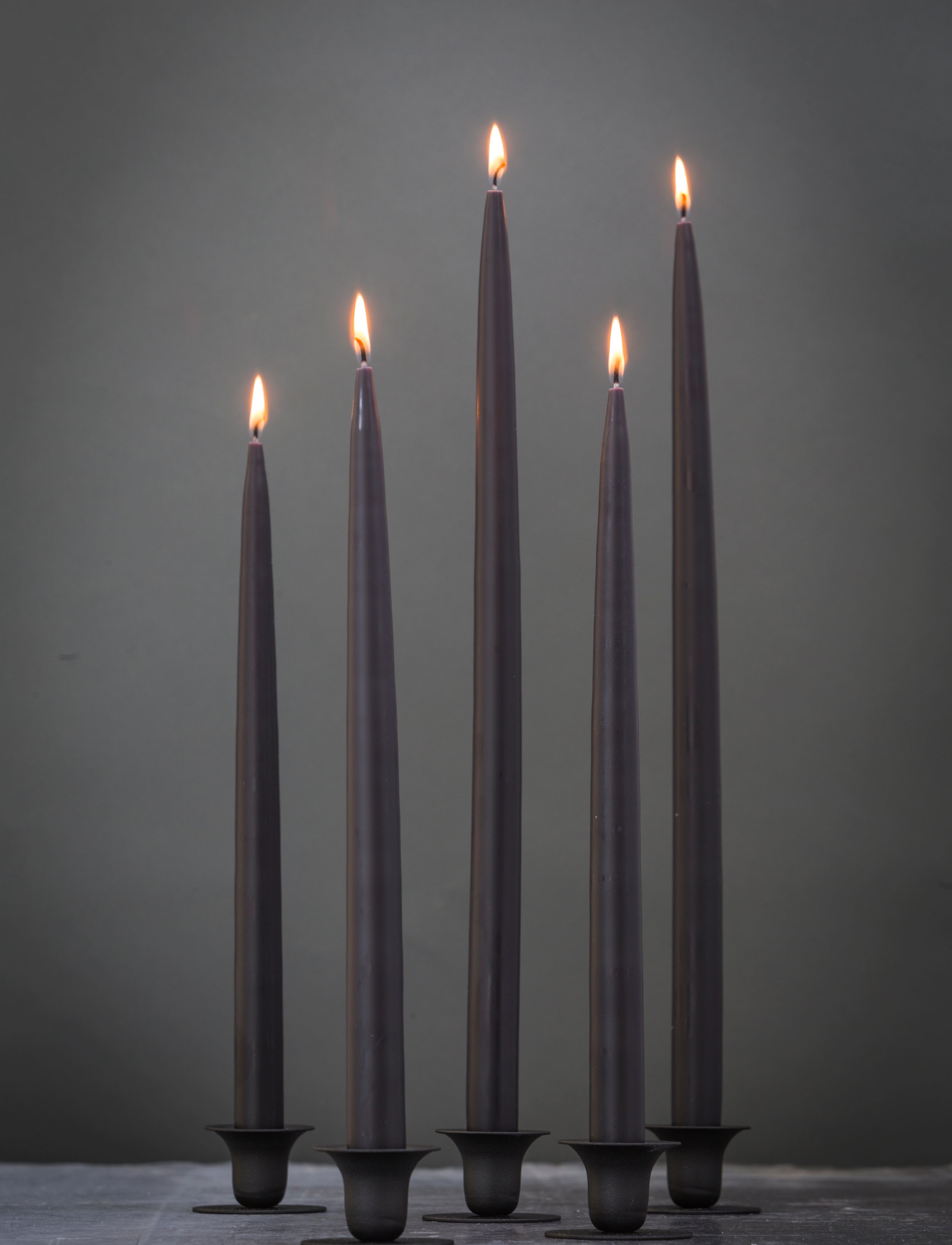 Kunstindustrien - Hand Dipped Candles, 4 pack - taper candles - black - 4
