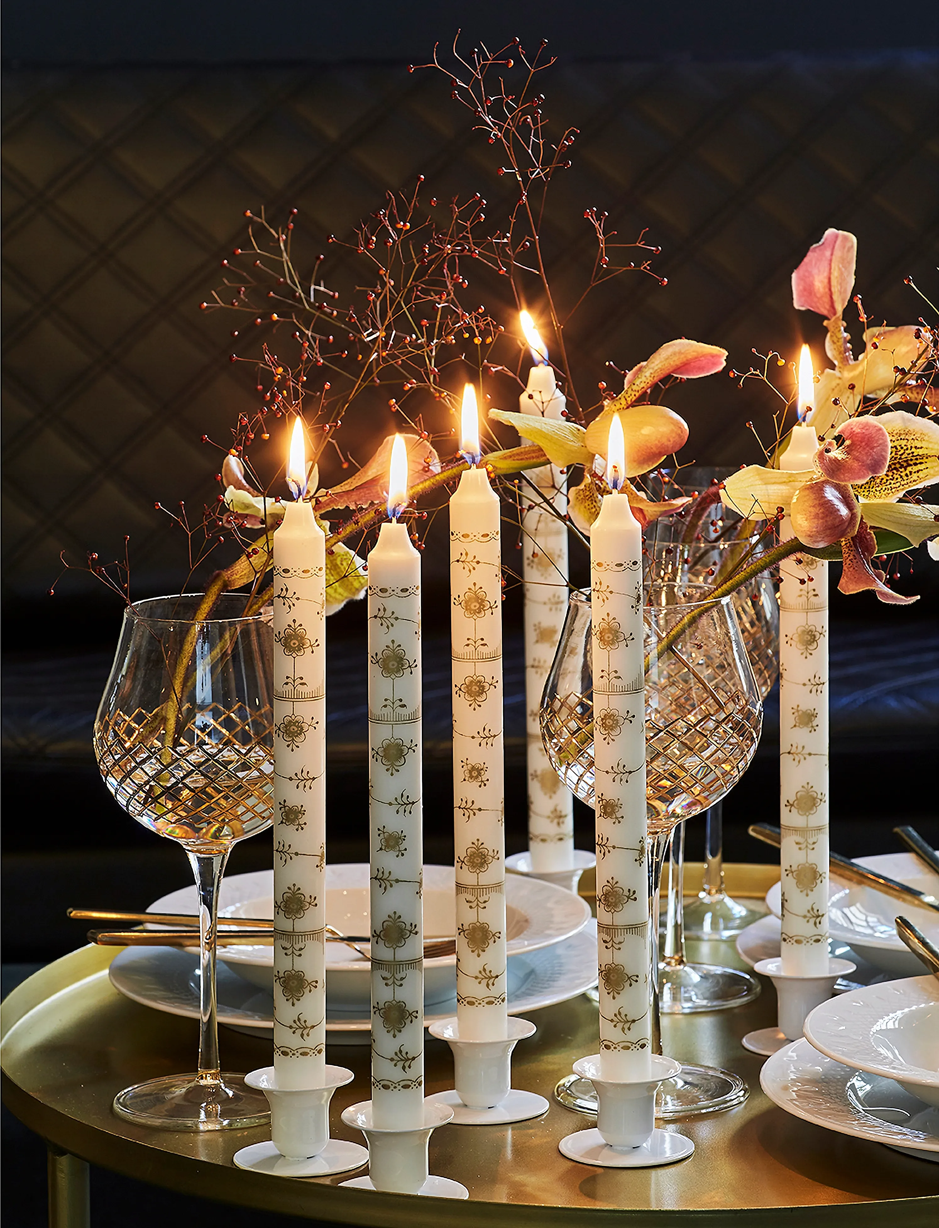 Kunstindustrien - Classic Candles - Gift box w. 4 pcs - kronelys - gold pattern - 2