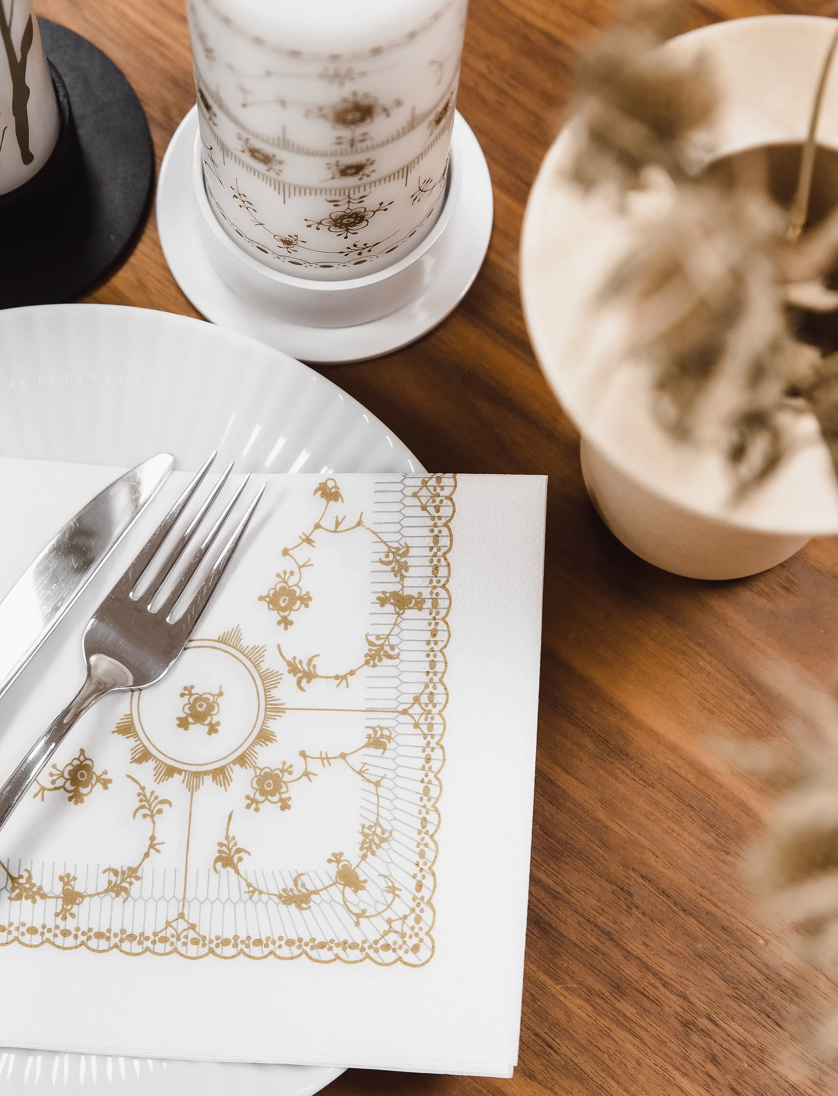 Kunstindustrien - Classic Napkins,20 pcs - stofservietter - gold pattern - 2
