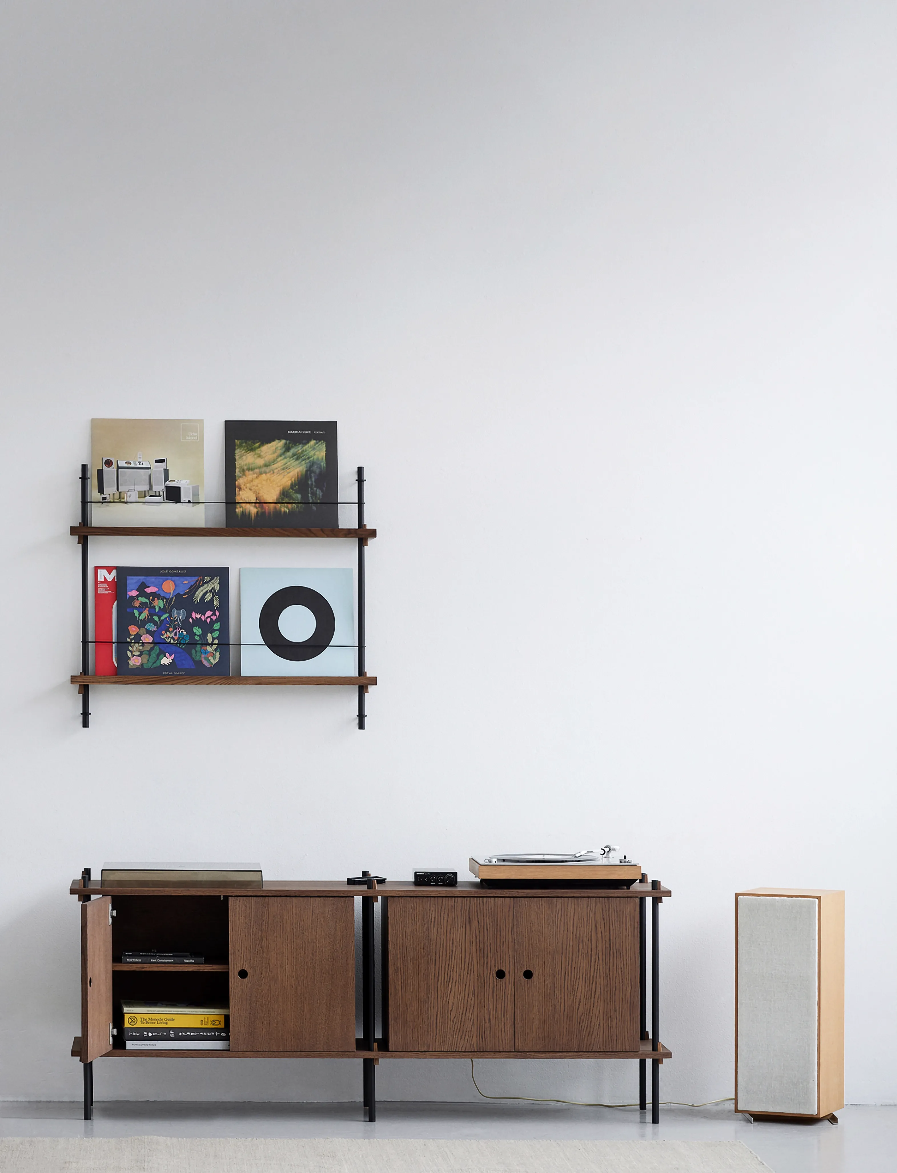 Kylskåpspoesi - Box set, Magazine Shelving MS.65.1, Black shelves, Stainless Steel legs (FSC MIX CREDIT) - zeitschriftenhalter - smoked oak/stainless steel - 0