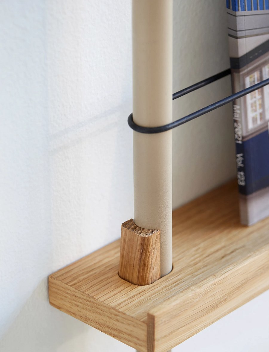 Kylskåpspoesi - Box set, Magazine Shelving MS.65.1, Black shelves, Stainless Steel legs (FSC MIX CREDIT) - ajakirja hoidik - oak/warm grey - 3