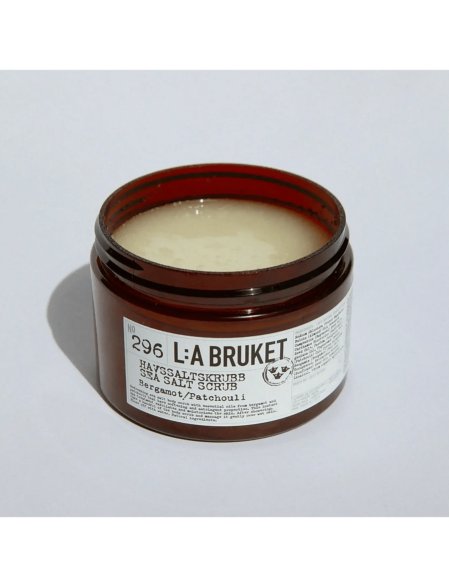 L:a Bruket - 296 Sea Salt Scrub Bergamot/Patchouli - skrubb & exfoliators - kropp - clear - 1