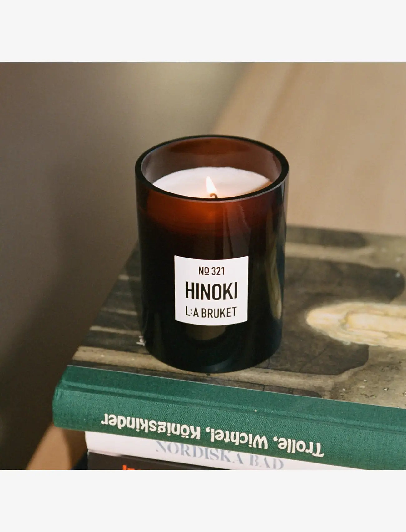 L:a Bruket - 255 Candle Hinoki - Över 500 kr - clear - 2