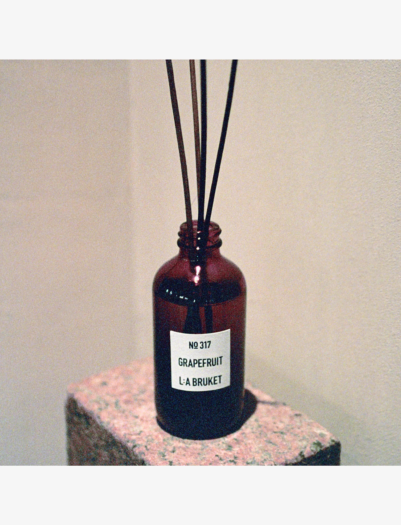 L:a Bruket - 201 Room Diffuser Grapefruit - parfymer & dufter - clear - 2