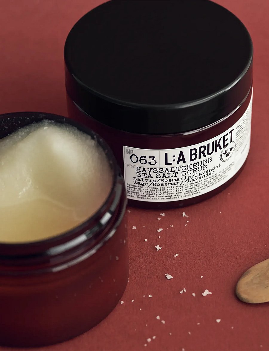 L:a Bruket - 063 Sea Salt Scrub Sage/Rosemary/Lavender - skrub & exfoliering - krop - clear - 3